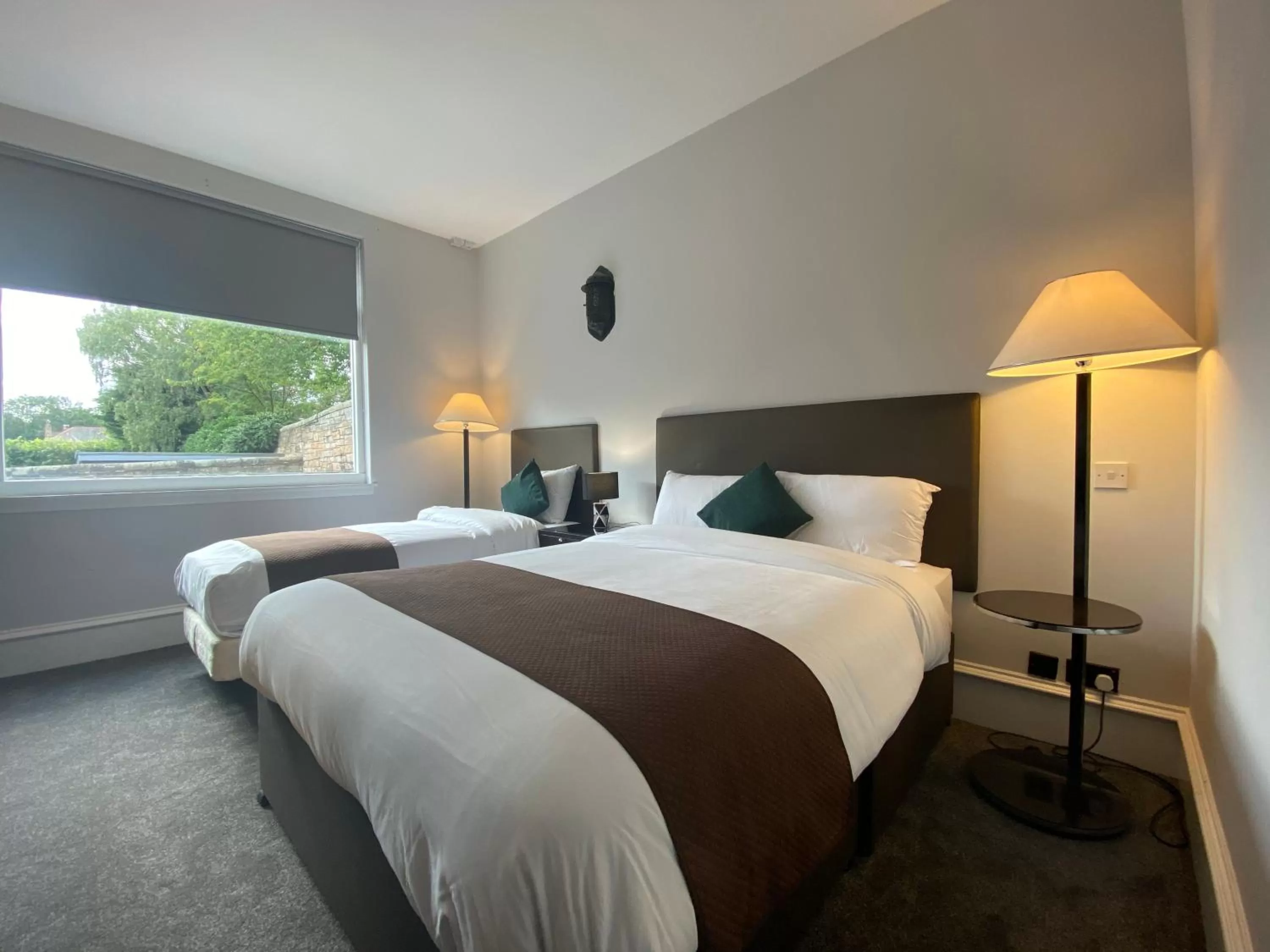 Bedroom, Bed in No6 West Coates