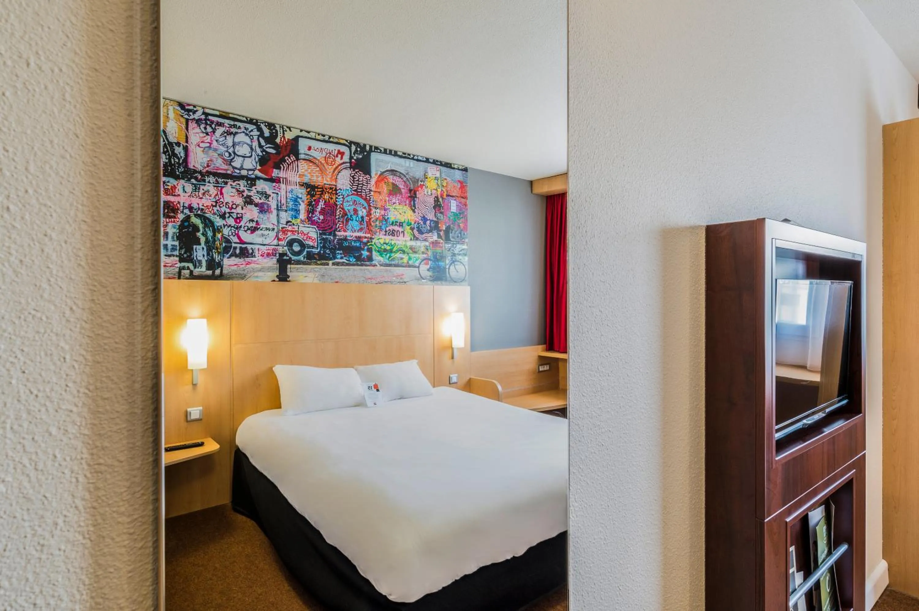 Bedroom, Bed in ibis Marne La Vallée Val d'Europe