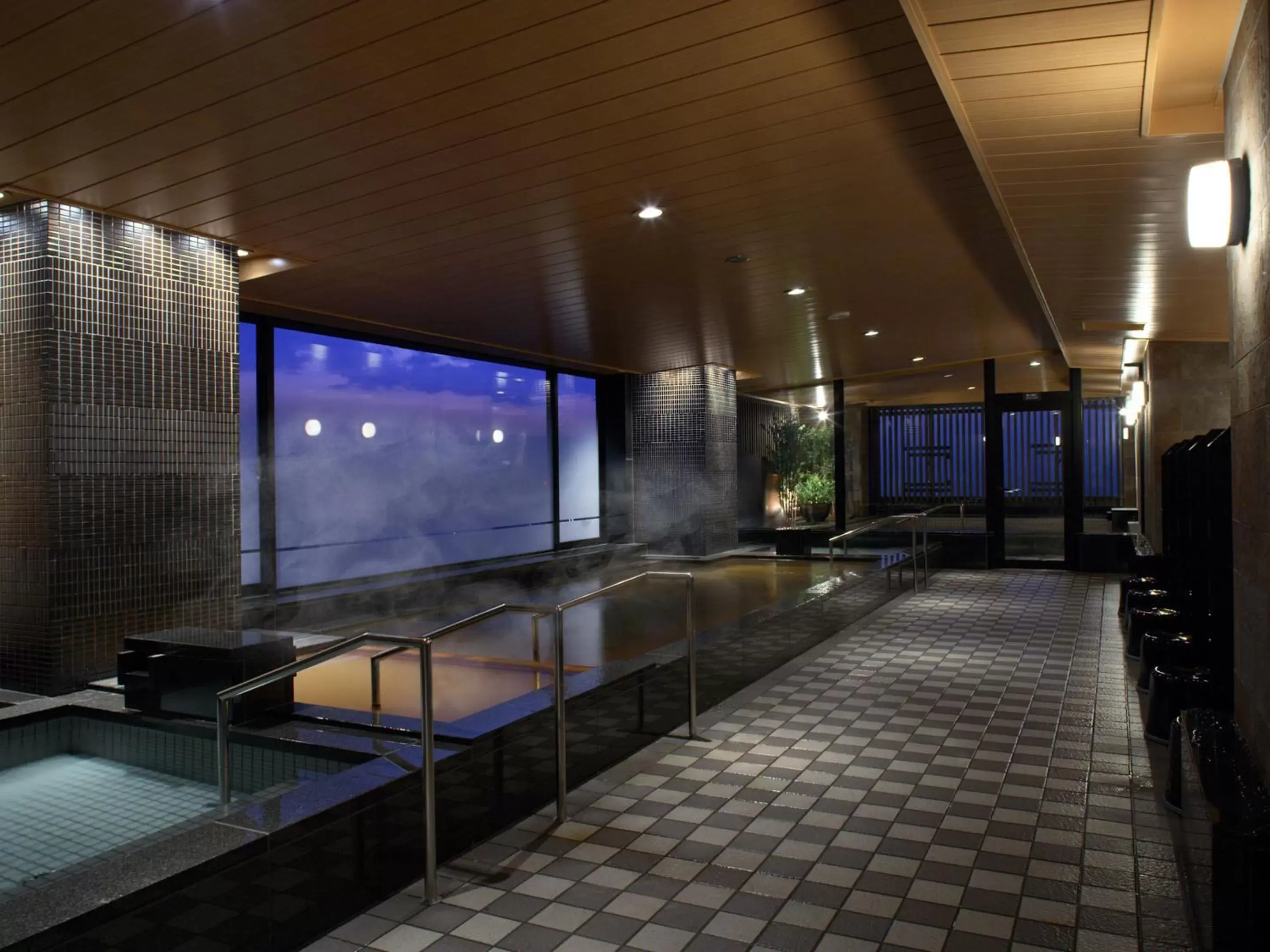 Hot Spring Bath, Swimming Pool in Hotel Monterey Kyoto