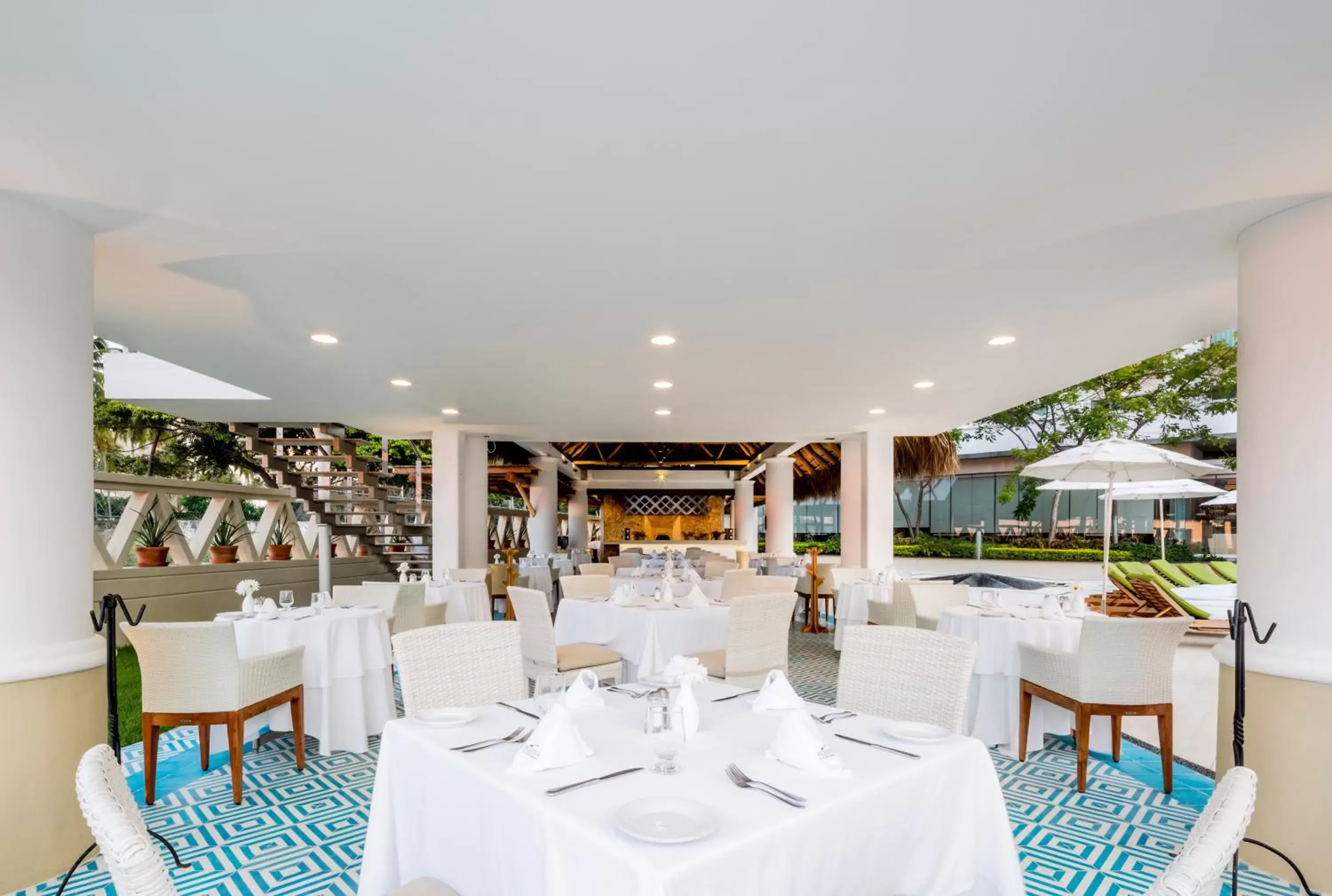 Restaurant/Places to Eat in Villa Premiere Boutique Hotel & Romantic Getaway