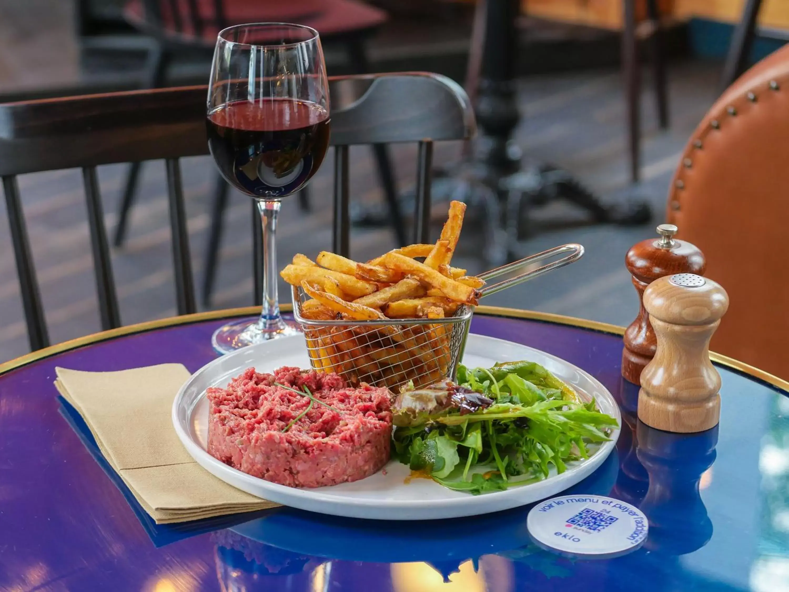 Restaurant/places to eat in Eklo Paris Roissy CDG Airport