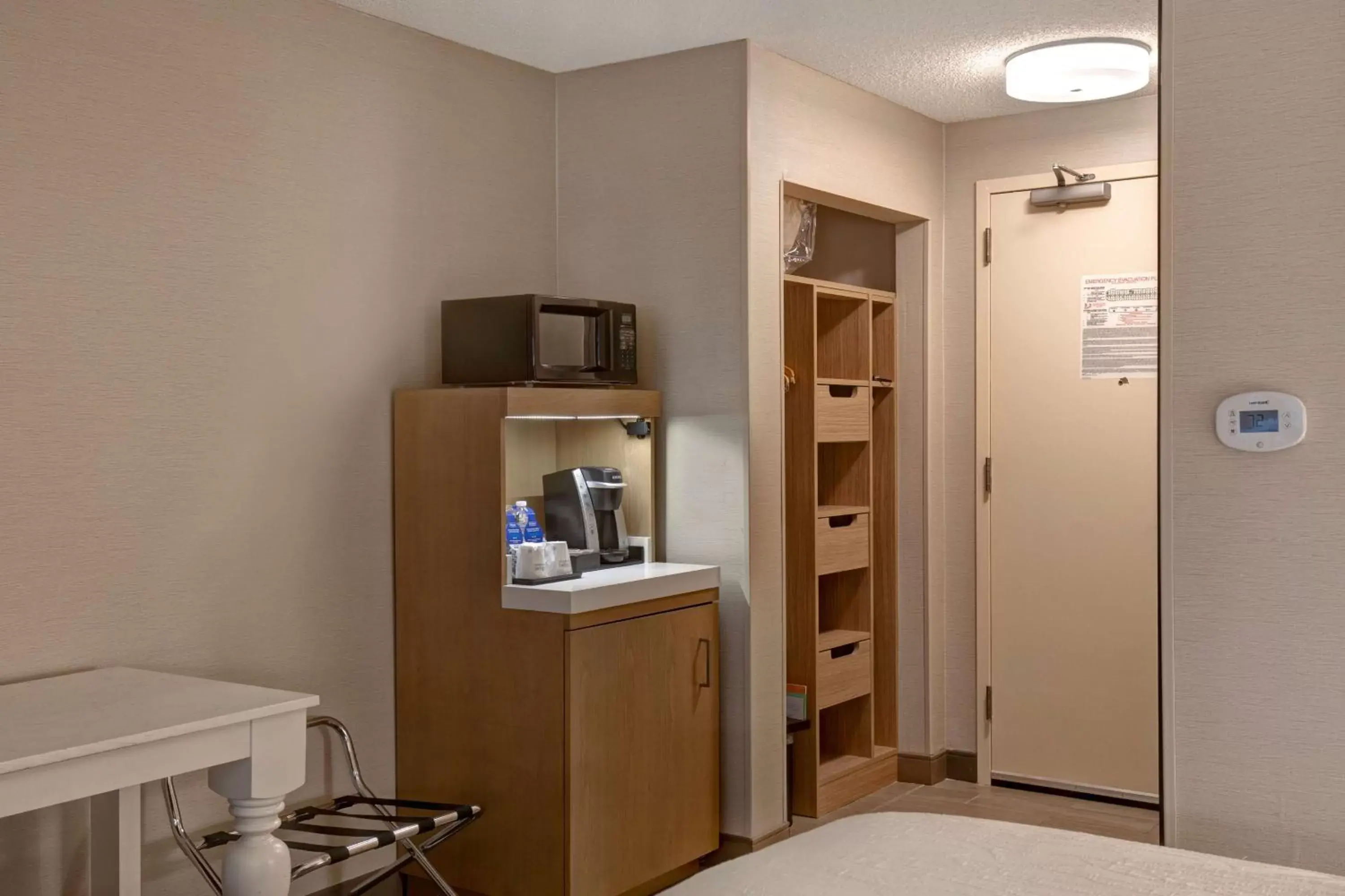 Photo of the whole room, TV/Entertainment Center in Hilton Garden Inn Portland/Beaverton