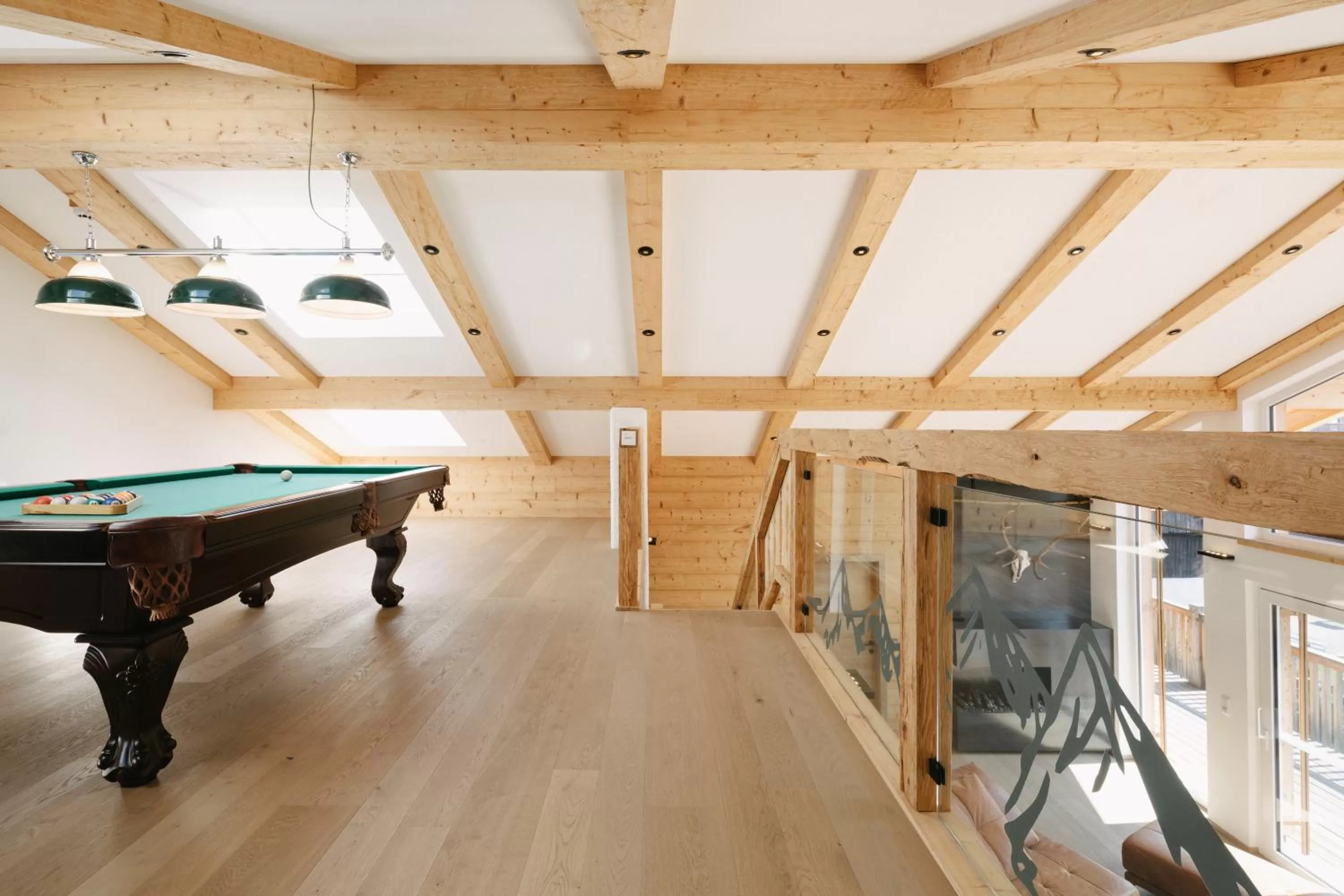 Billiard in Apart33 by Apart4you