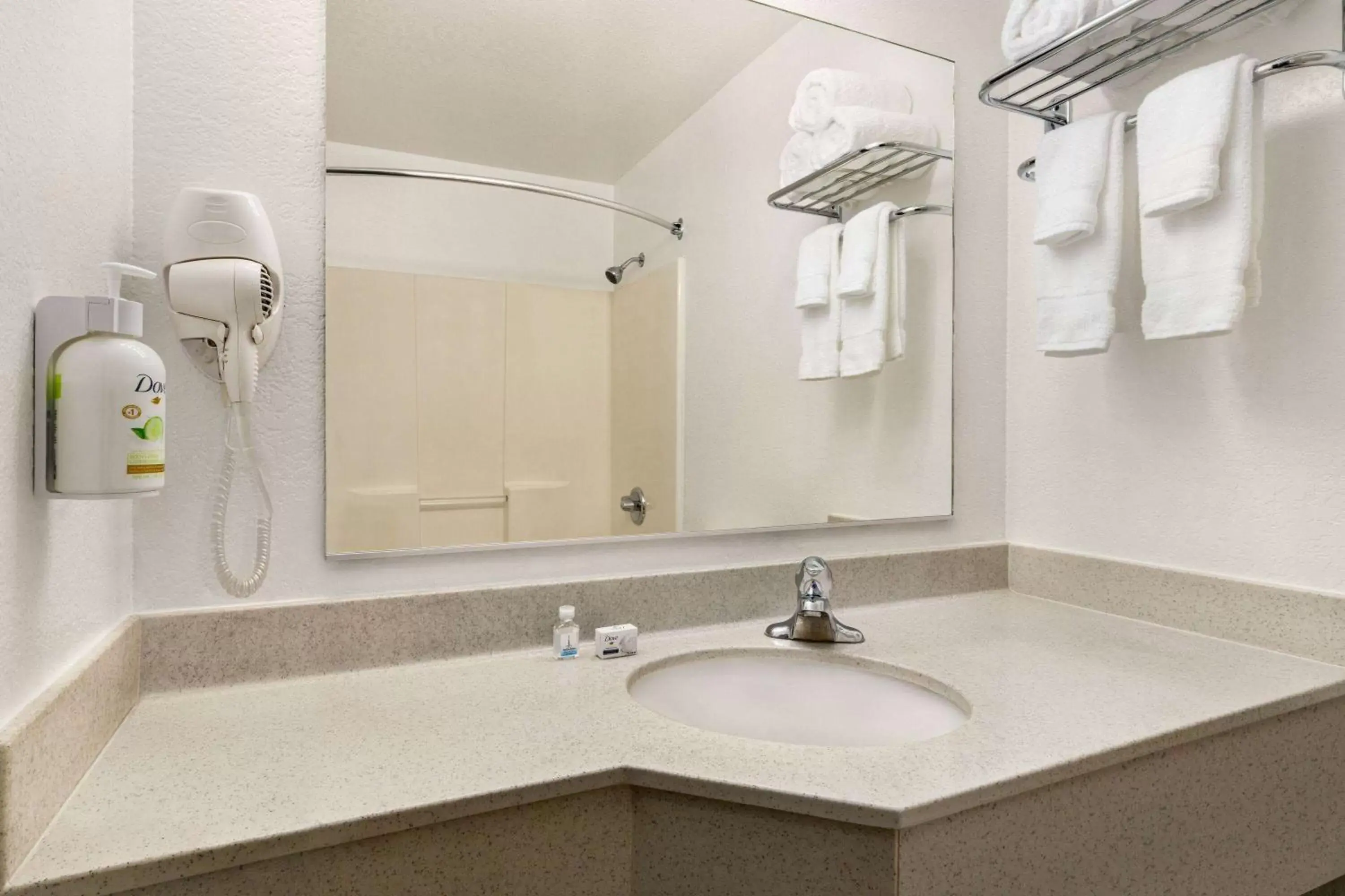 TV and multimedia, Bathroom in Ramada by Wyndham Helena