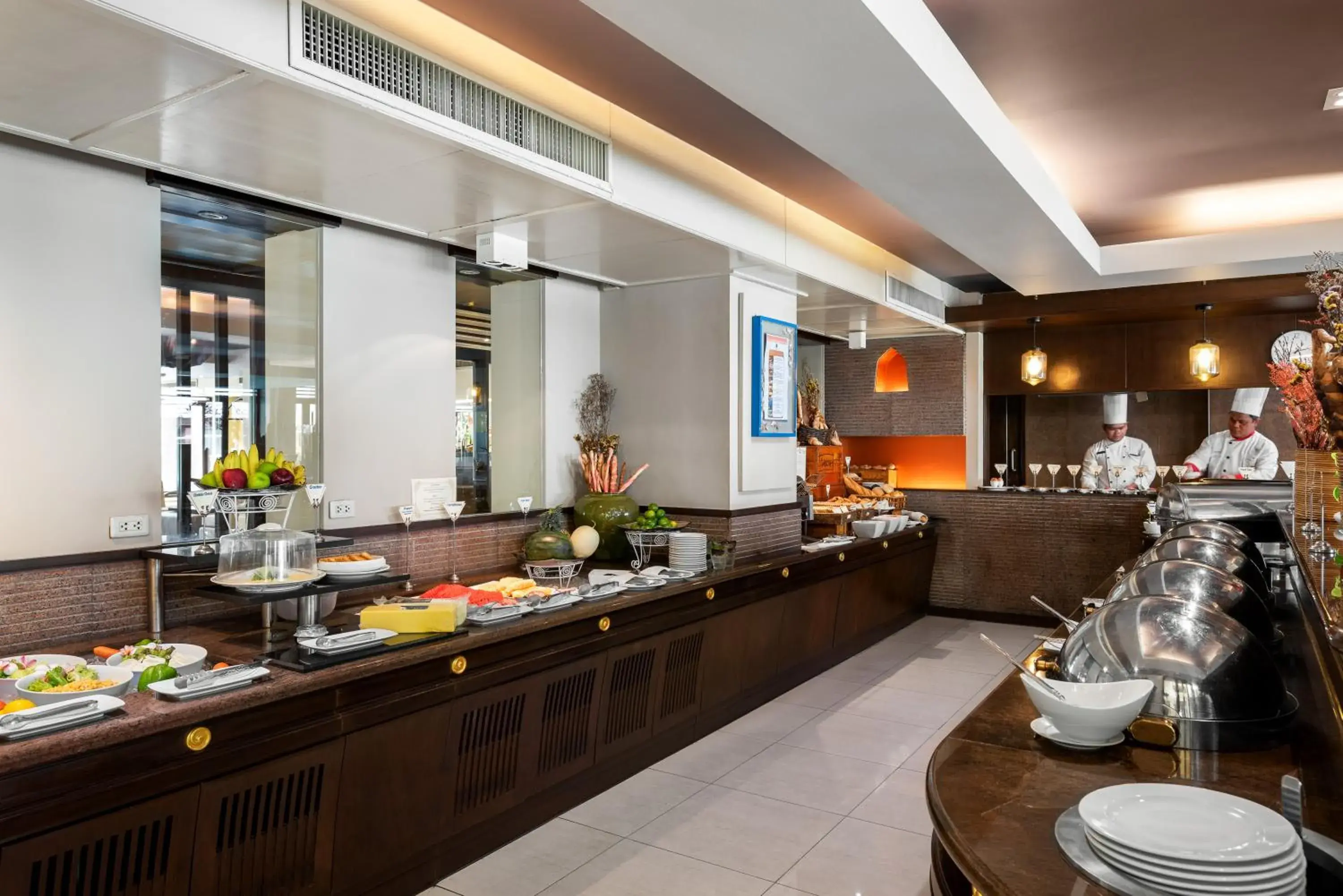 Restaurant/places to eat in Patong Paragon Resort & Spa SHA Extra Plus Restaurant/places to eat in Patong Paragon Resort & Spa SHA Extra Plus