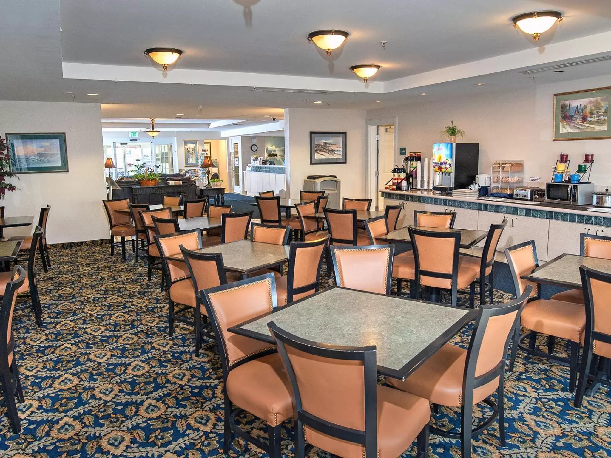 Dining area, Restaurant/Places to Eat in SureStay Plus Hotel by Best Western Billings