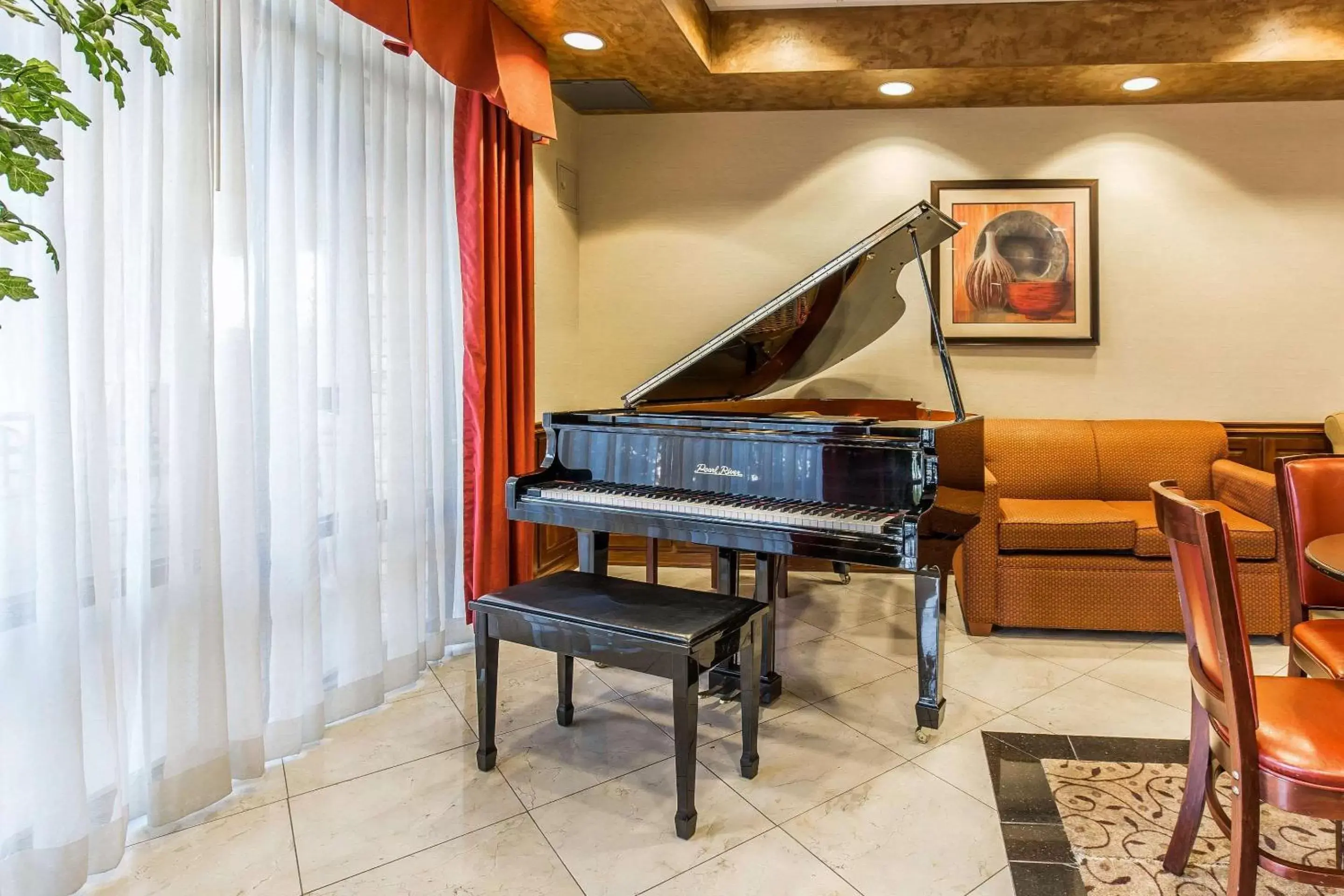 Lobby or reception, Billiards in Comfort Inn & Suites Henderson - Las Vegas