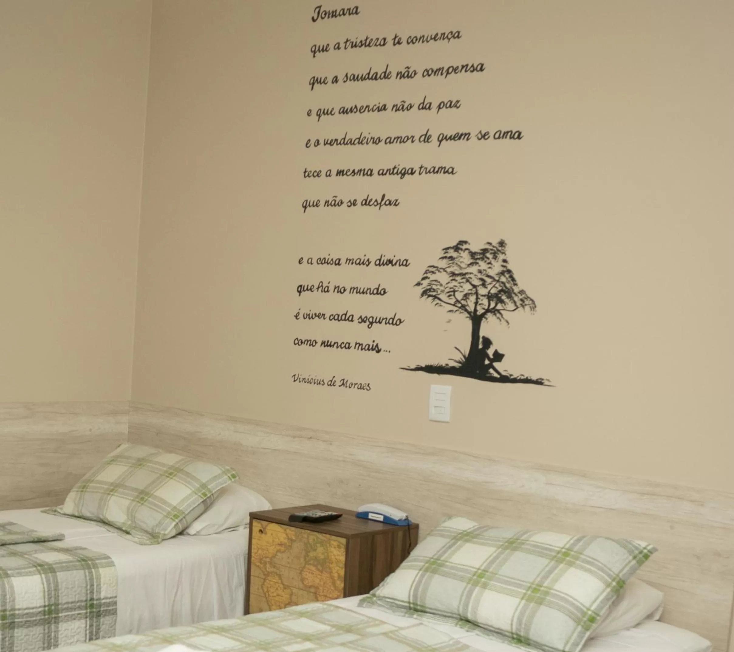 Twin Room in Hotel Flat Almaru - Marília
