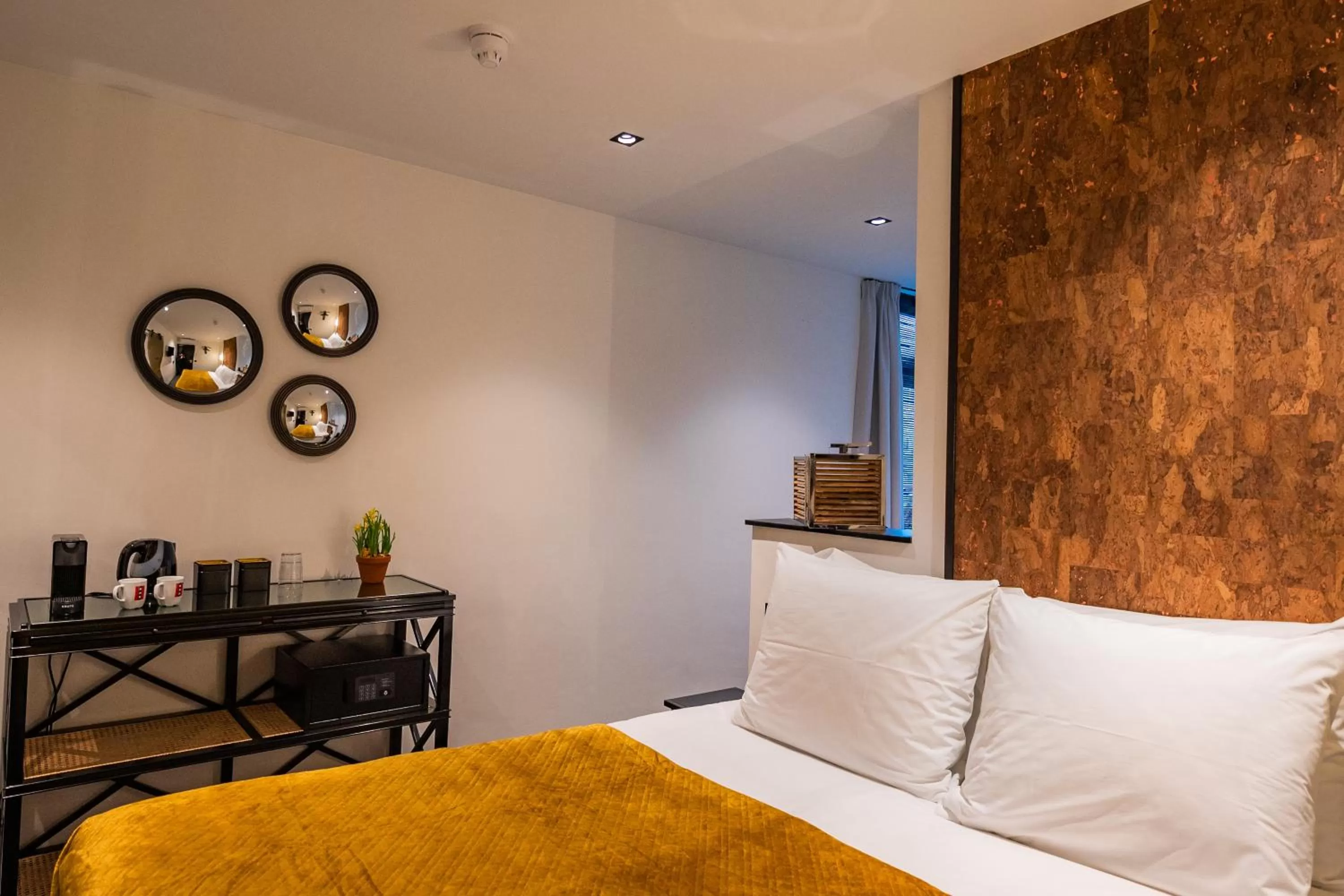 Bedroom, Bed in Sotel Amsterdam Central Station