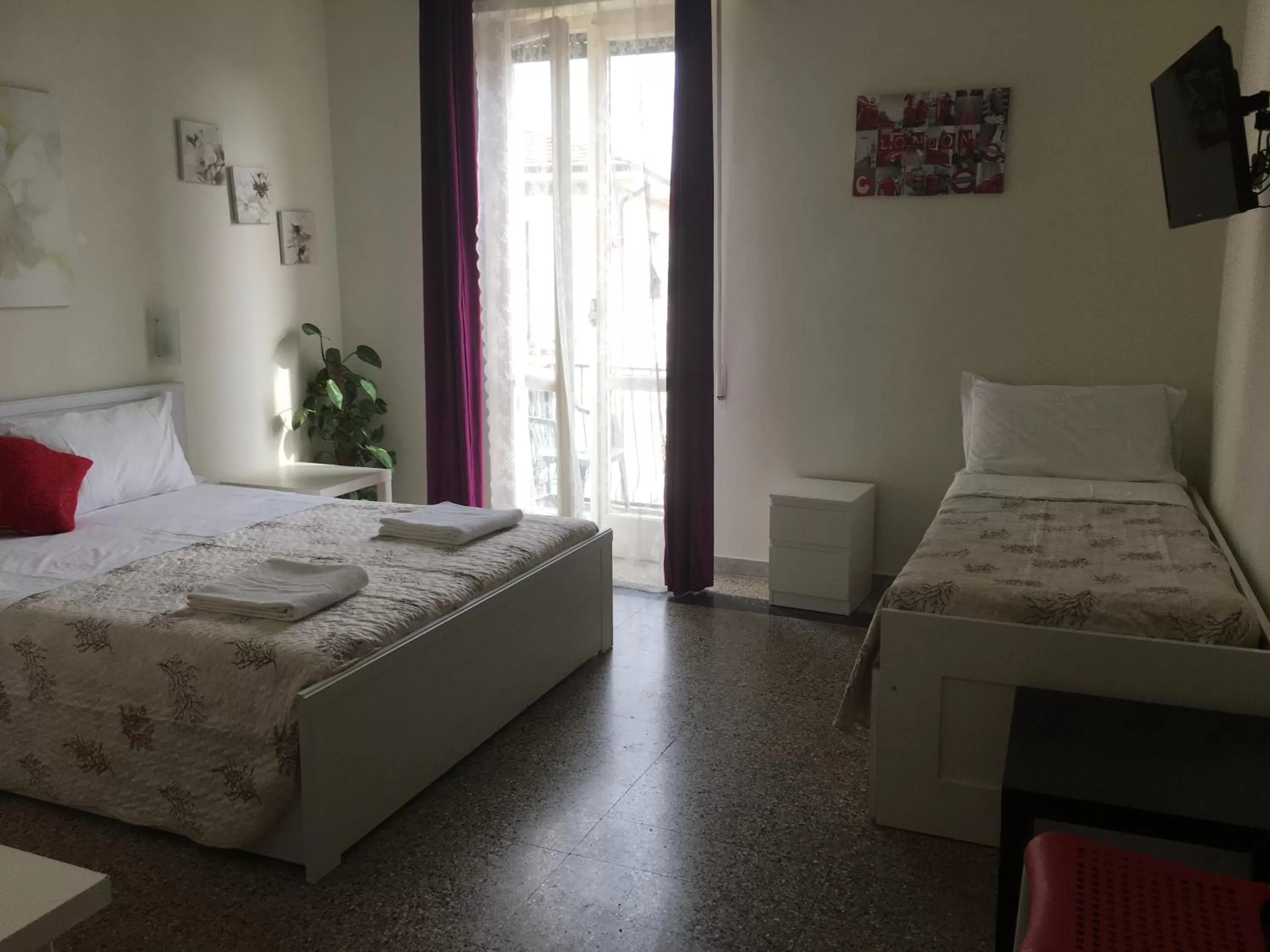 Bathroom, Bed in Aliante B&B