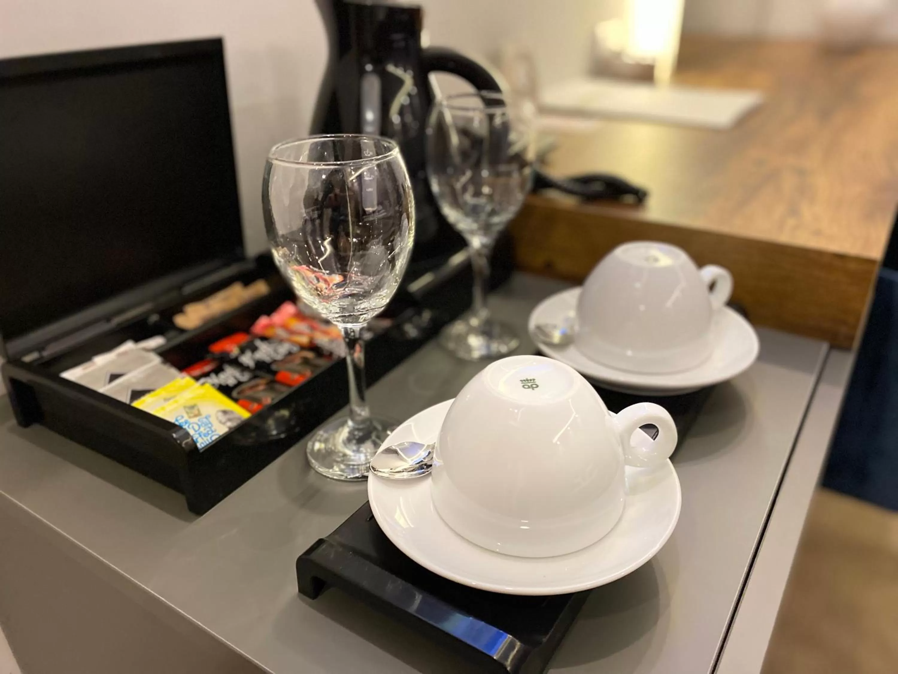 Coffee/tea facilities in IG Hotel