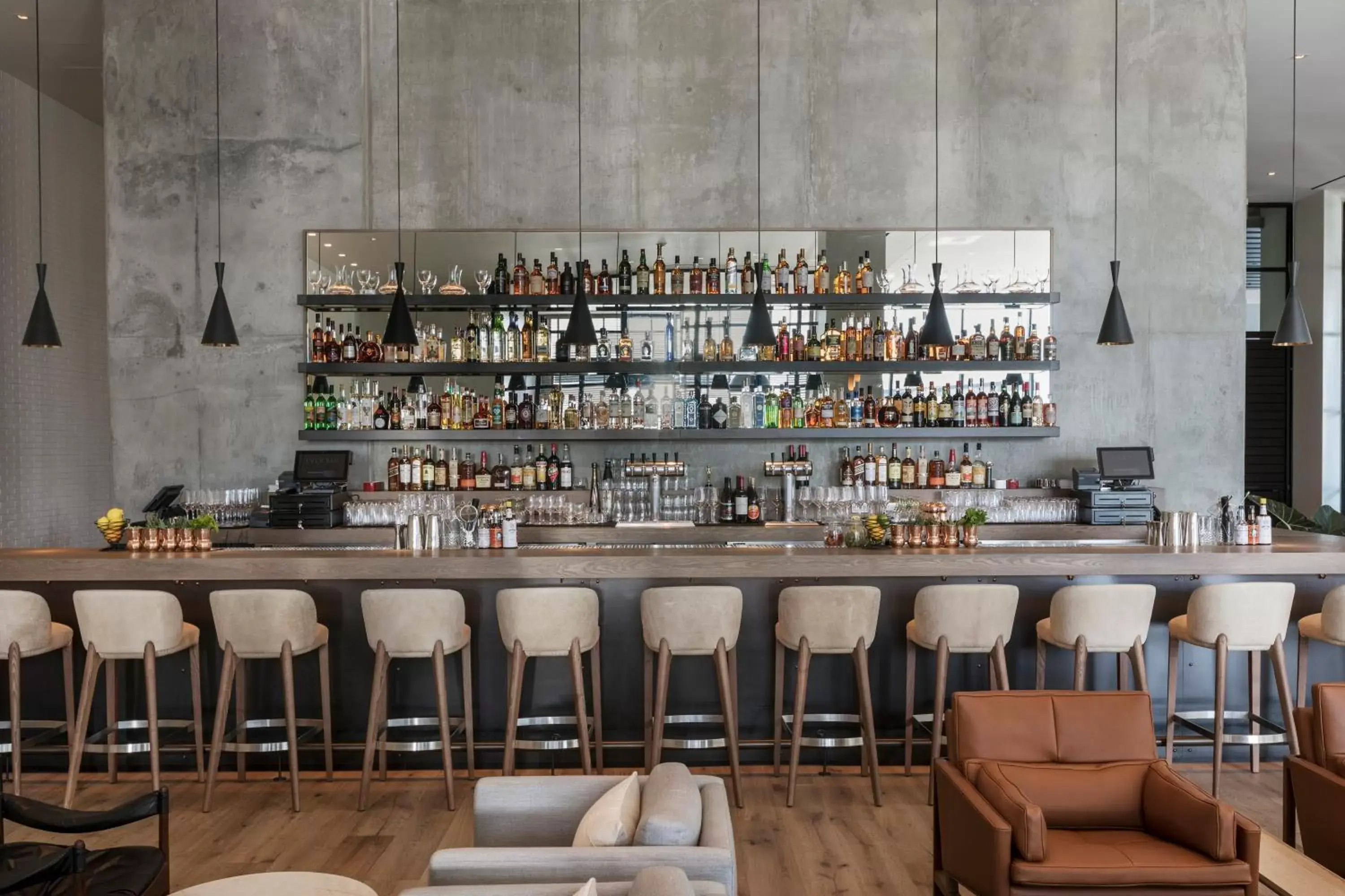 Property building, Lounge/Bar in Kimpton Everly Hotel Hollywood, an IHG Hotel