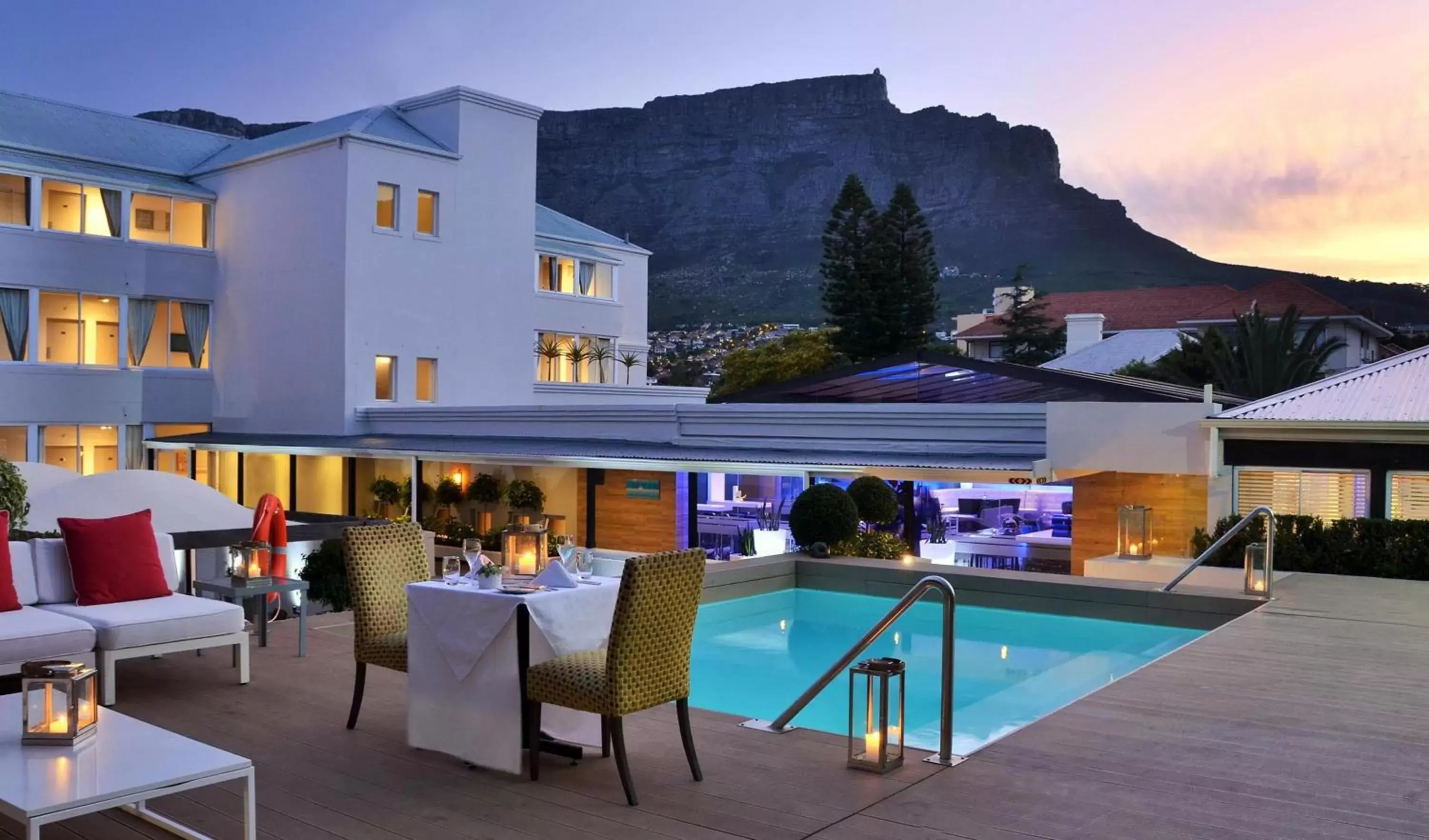 Property building, Swimming Pool in The Cape Milner