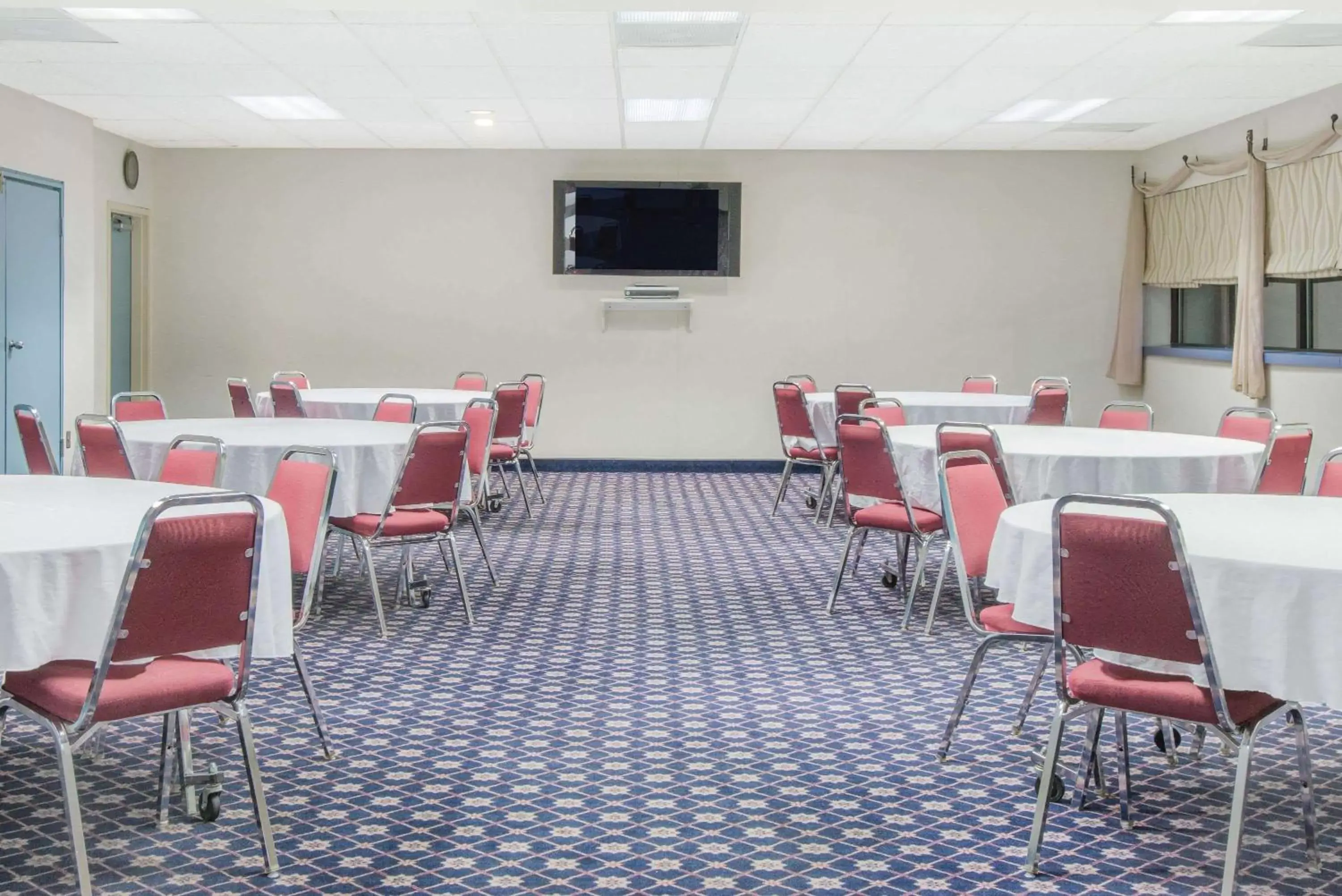 Meeting/conference room in Days Inn by Wyndham Gettysburg