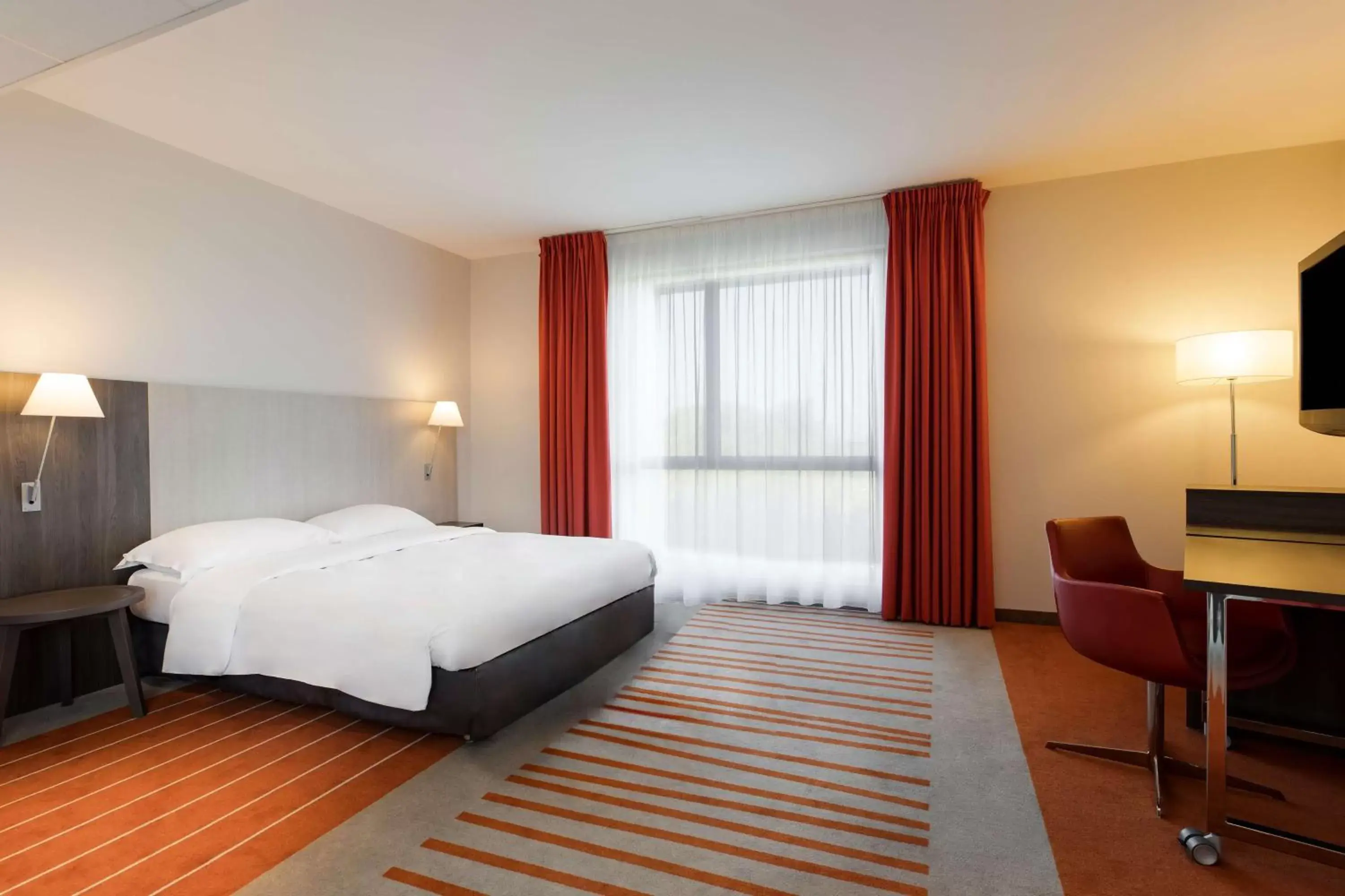 Photo of the whole room, Bed in Park Inn by Radisson Lille Grand Stade