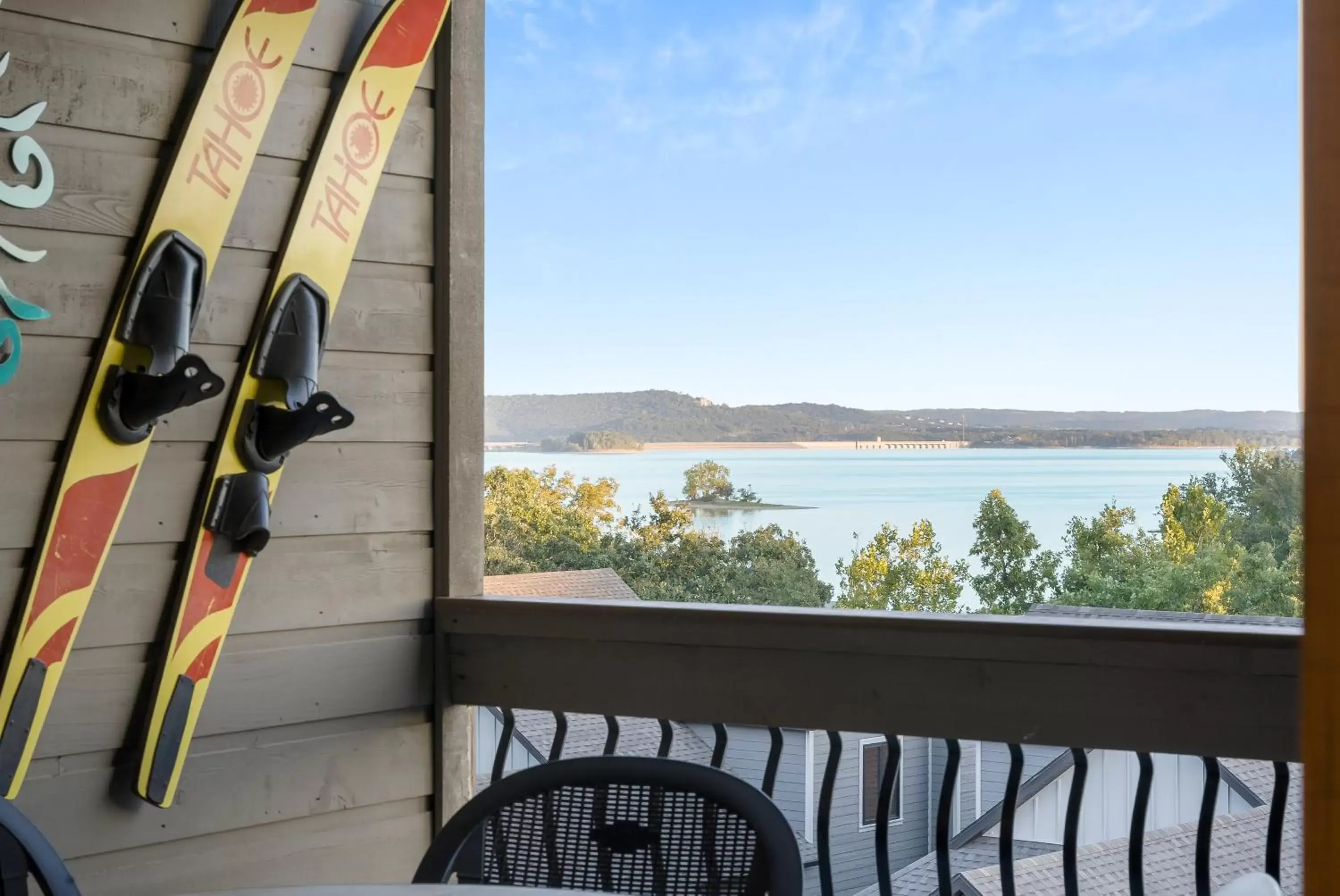 Lake view in Table Rock Resorts at Indian Point