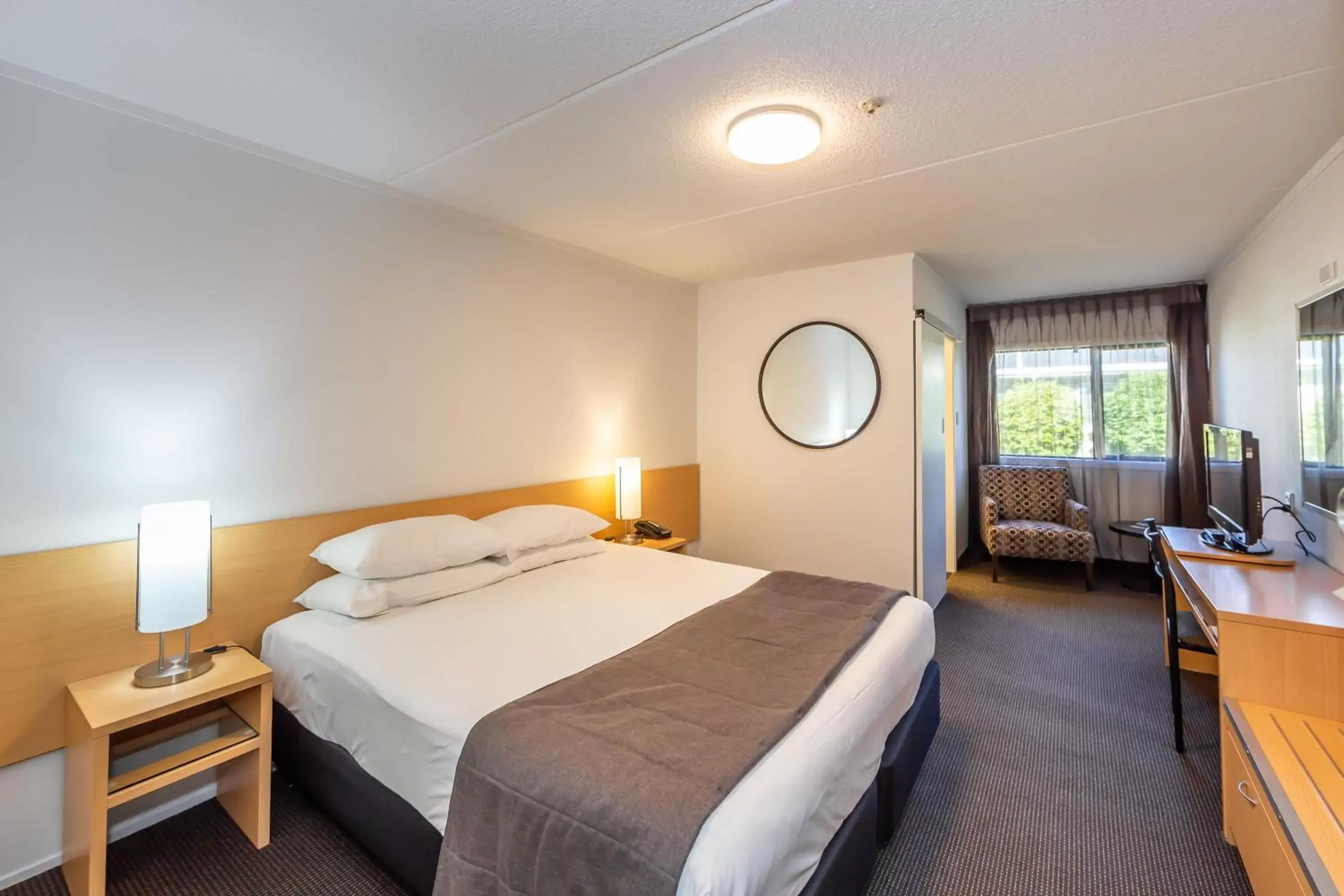 Bed in The Ashley Hotel Greymouth