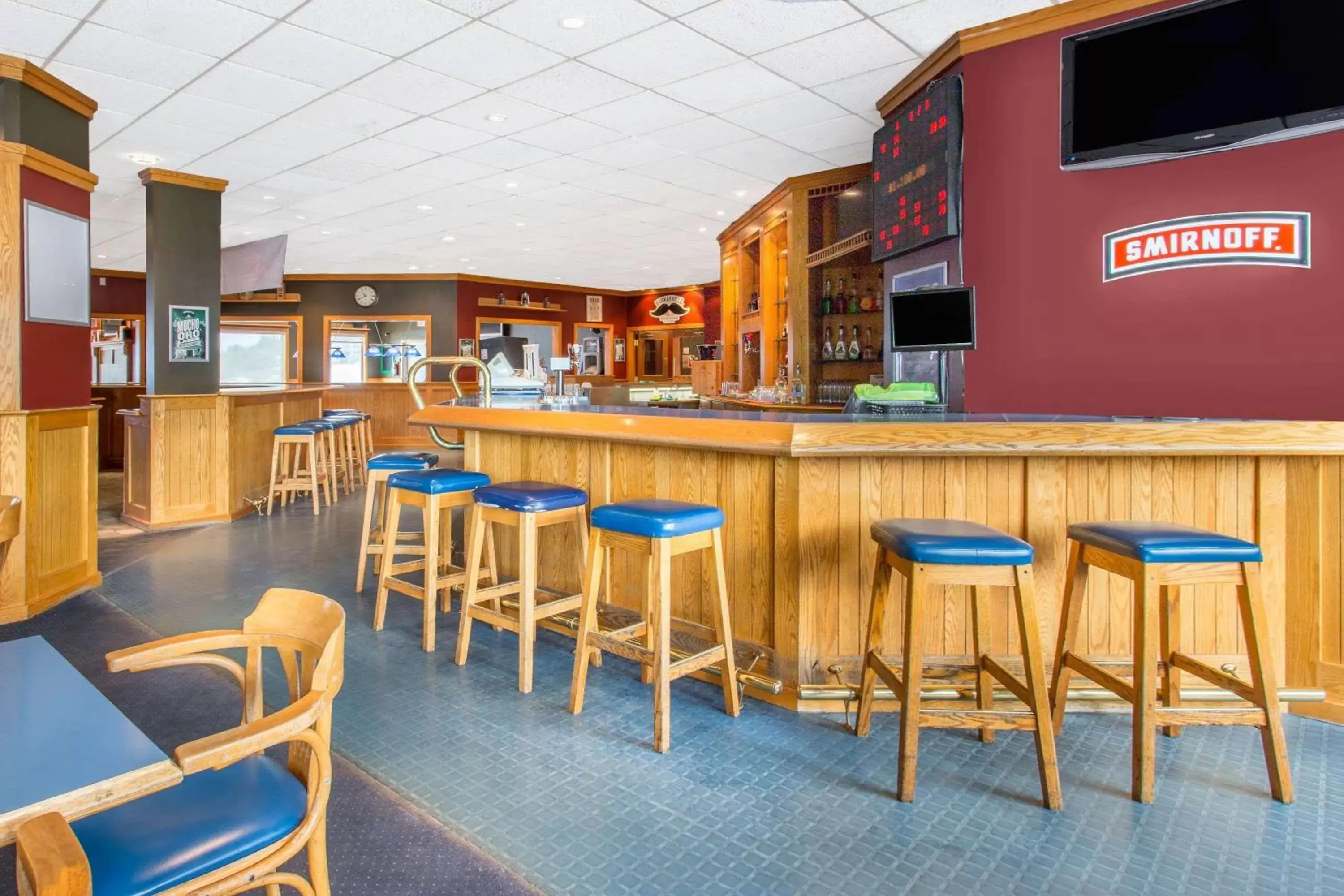Lounge or bar, Lounge/Bar in Ramada by Wyndham Williams Lake