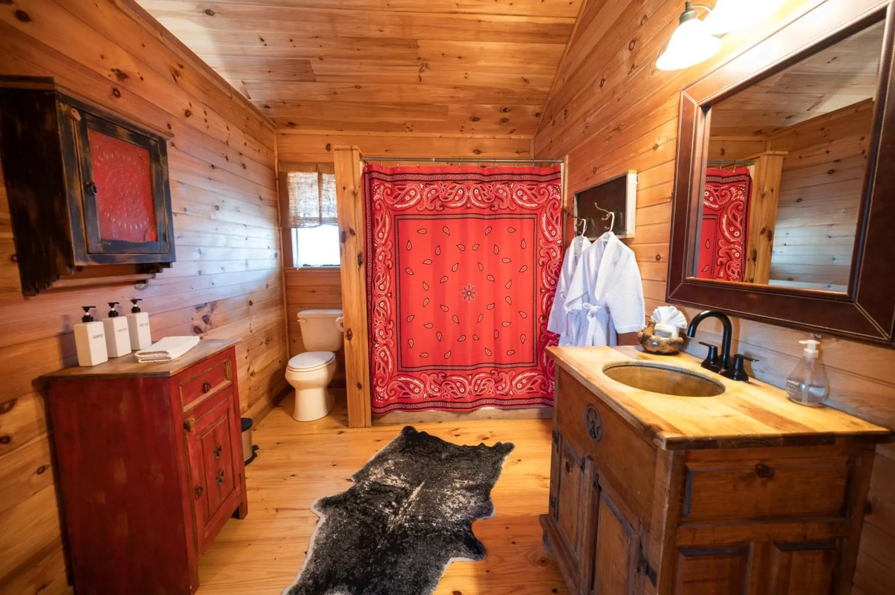 Bathroom in City on a Hill at Spring Creek