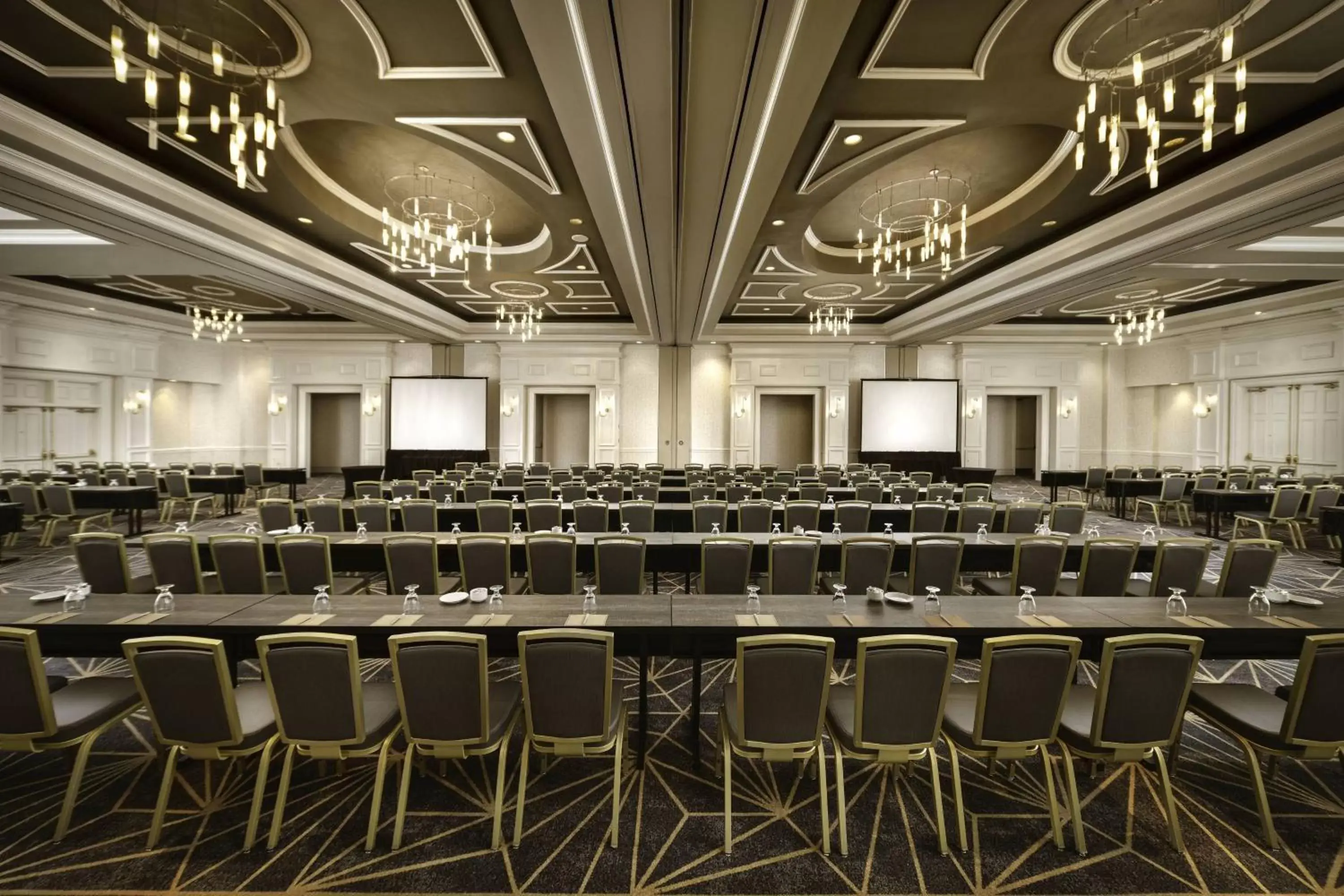 Meeting/conference room in Renaissance Fort Lauderdale West Hotel