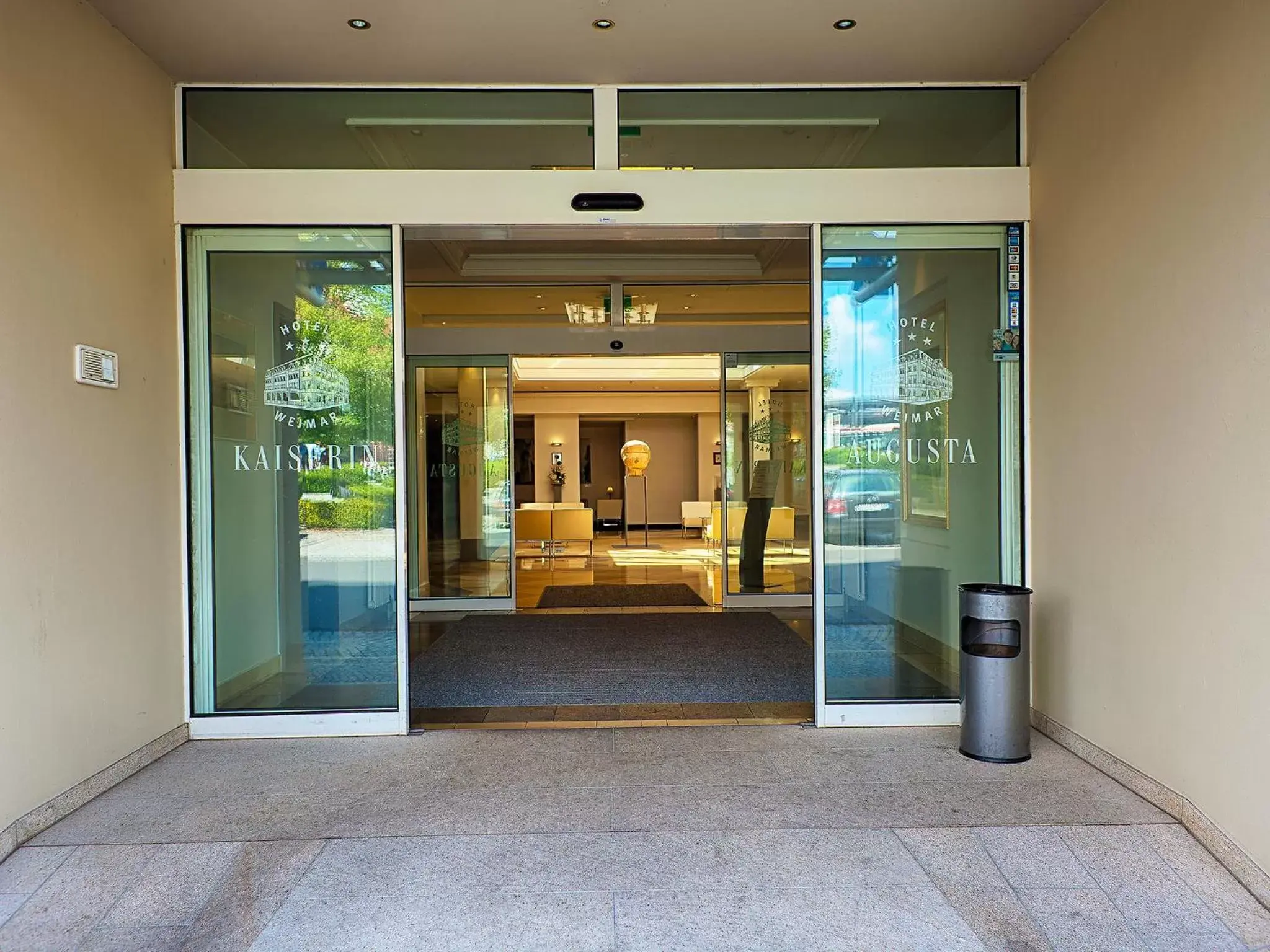 Facade/entrance in Hotel Kaiserin Augusta