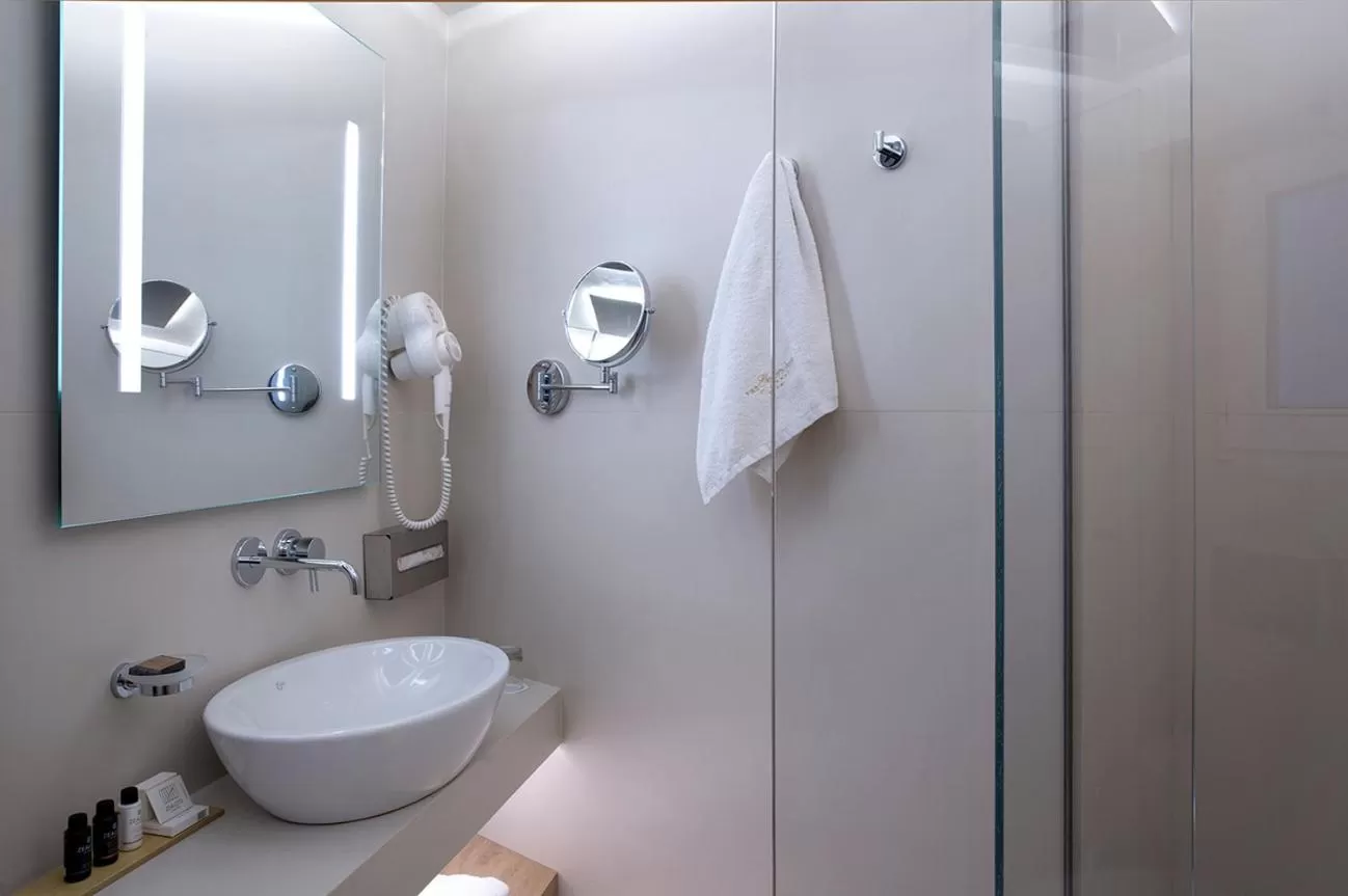 Golden Age Athens Hotel