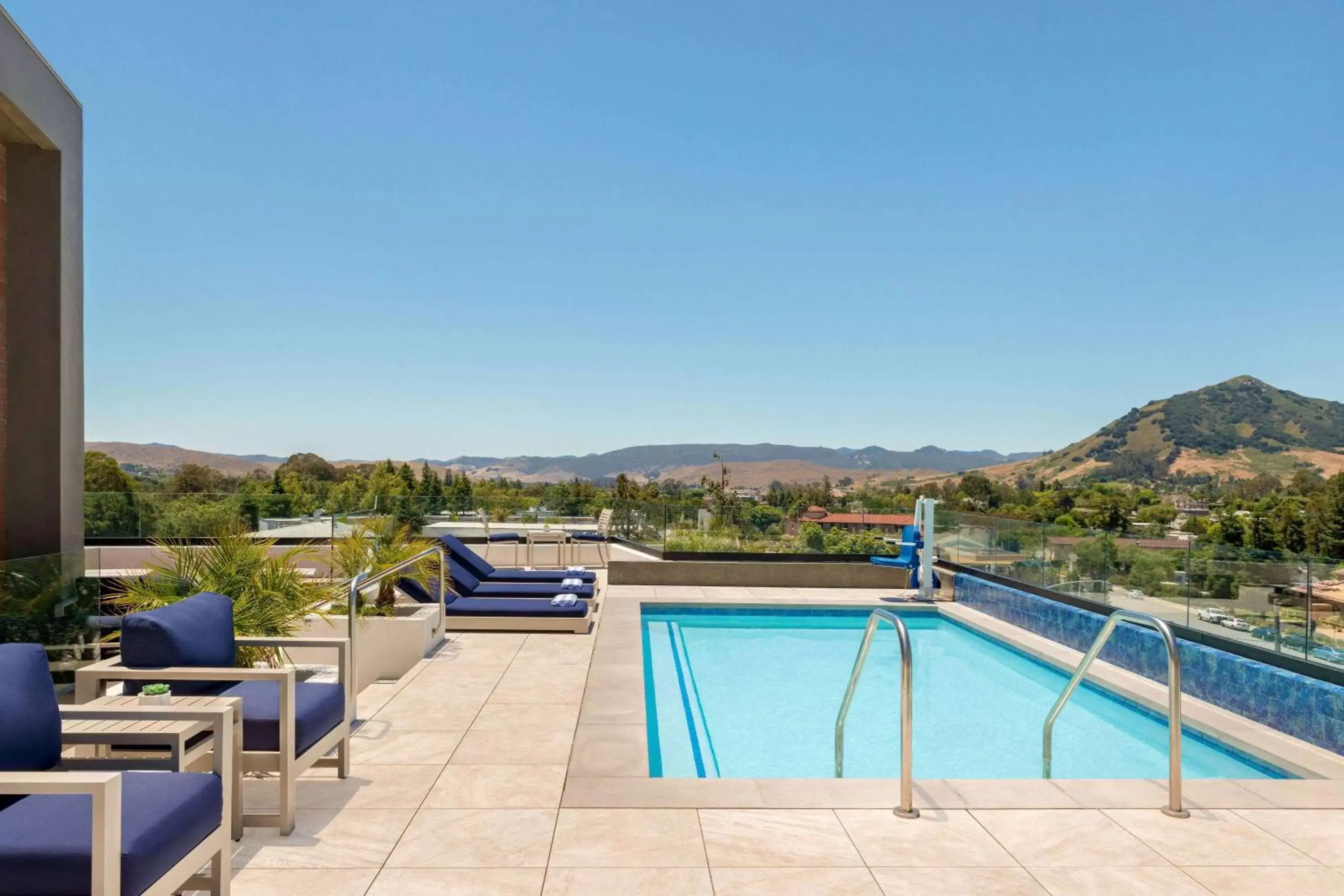 On site, Swimming Pool in La Quinta by Wyndham San Luis Obispo