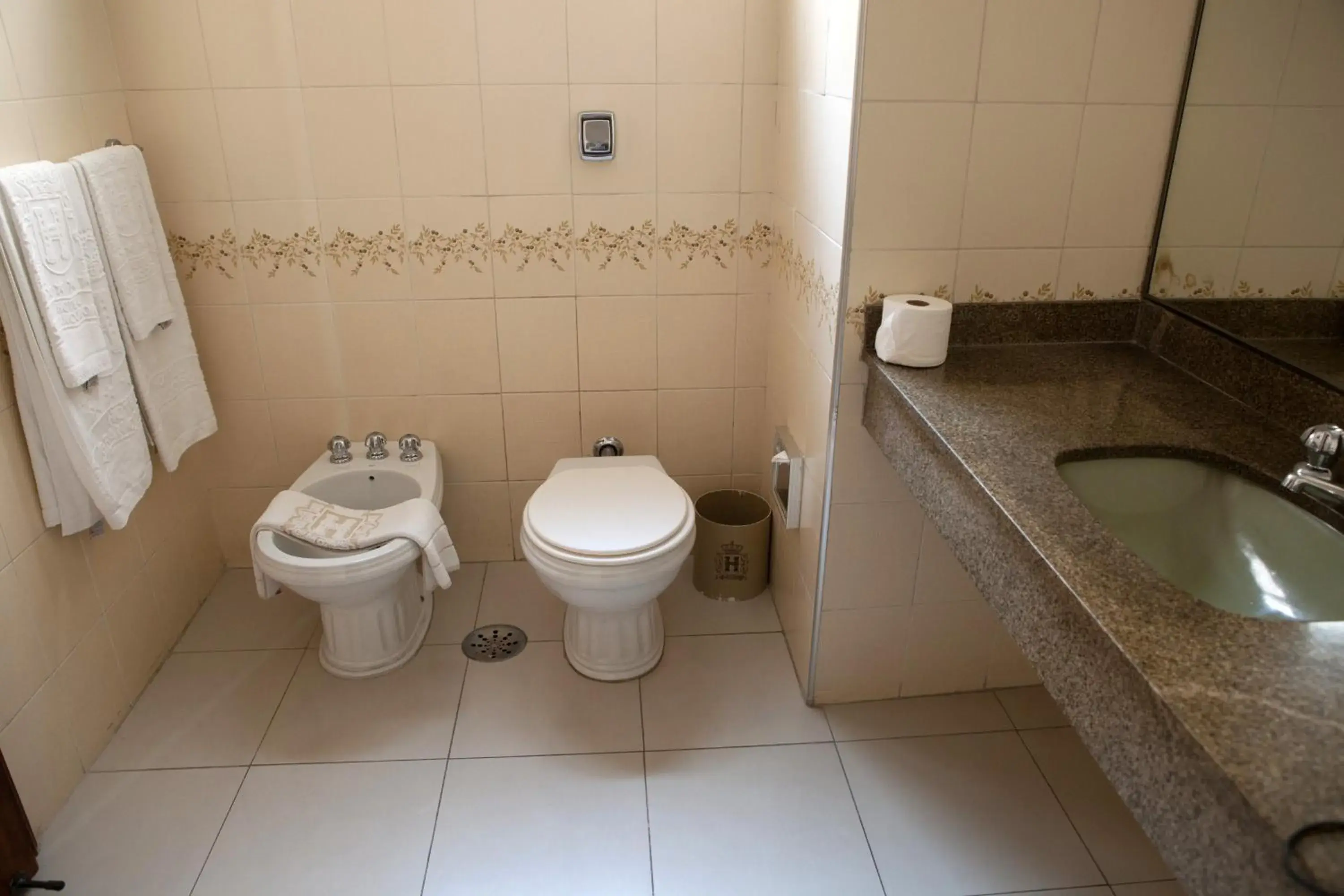 Bathroom in Hotel Gran Corona