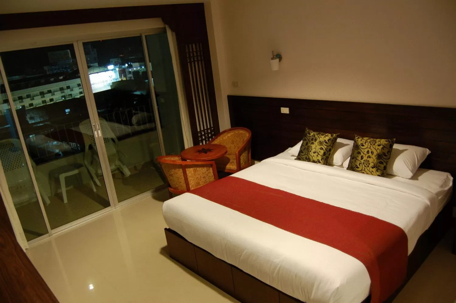 Bed in Baan Manthana Hotel, Hua Hin