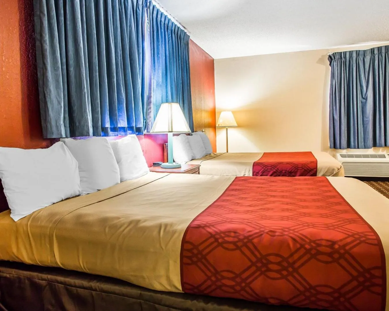 Queen Room with Two Queen Beds - Non-Smoking in Rodeway Inn Montpelier