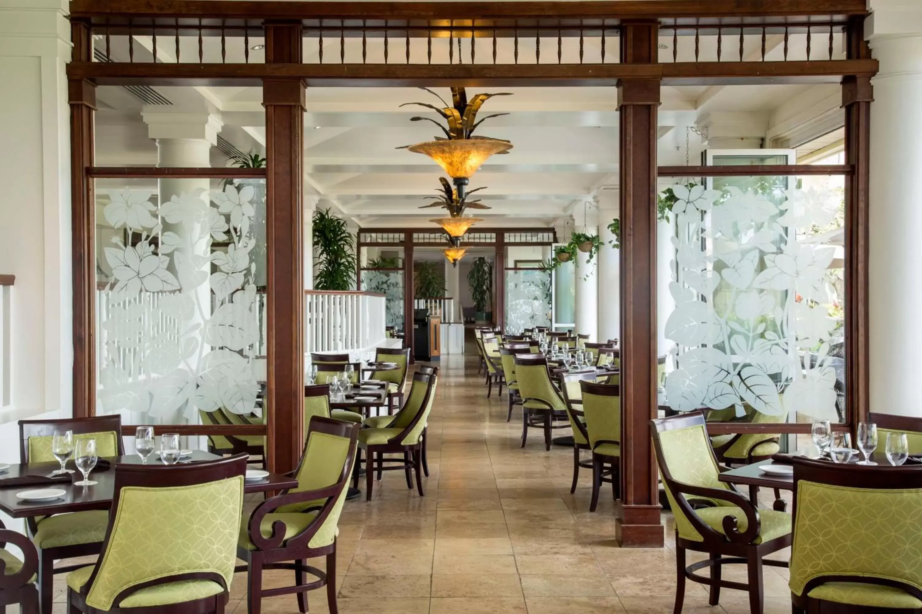 Restaurant/Places to Eat in OUTRIGGER Kaua'i Beach Resort & Spa