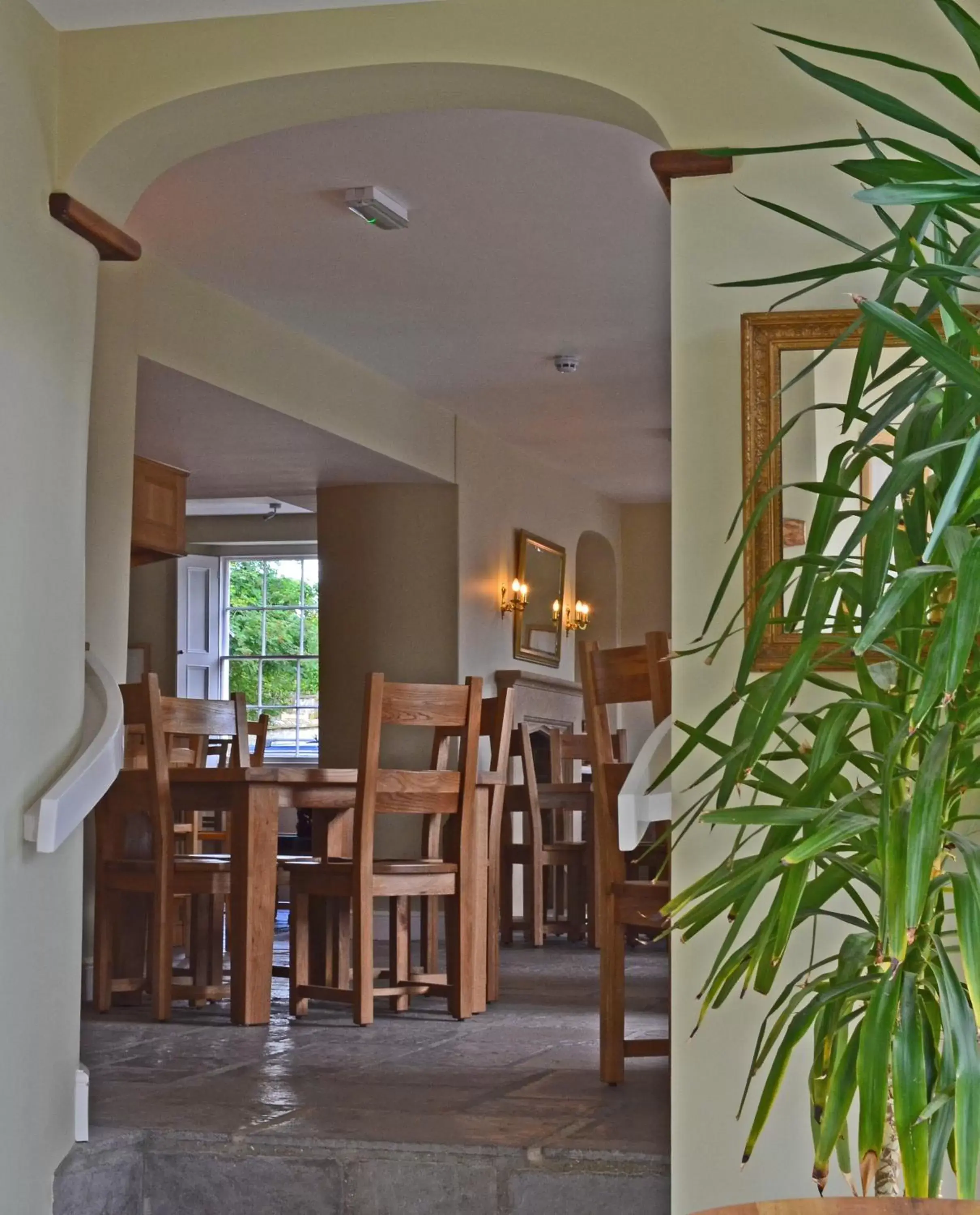 Dining Area in The Drayton Crown