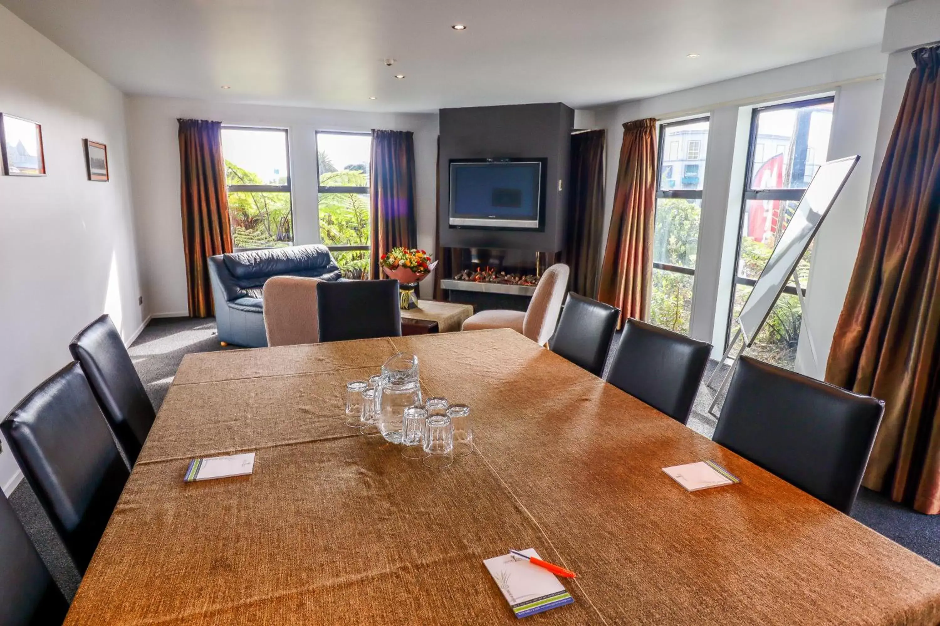 Meeting/conference room in Coleraine Suites & Apartments