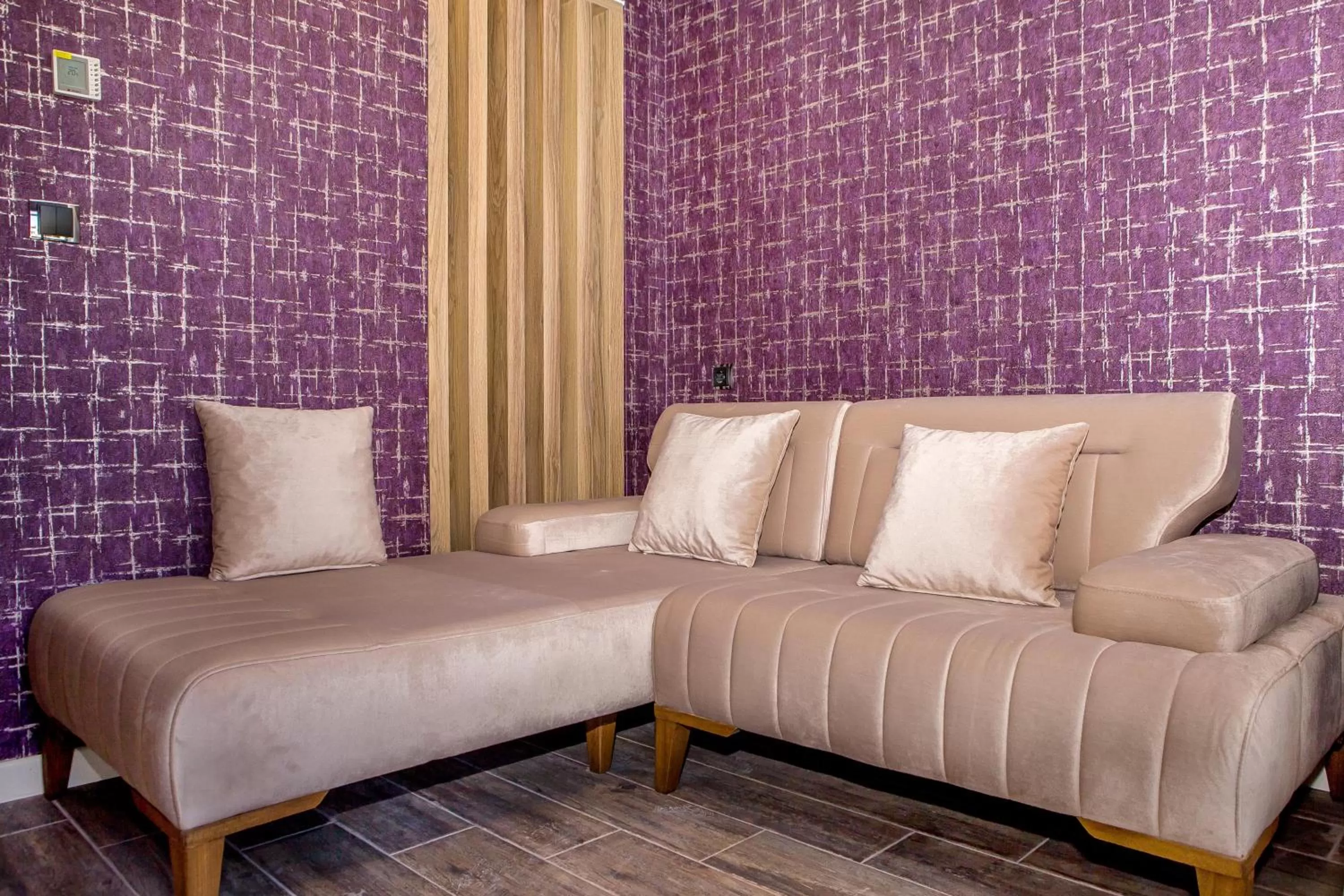 Living room in THE LEA HOTELS & SUITE