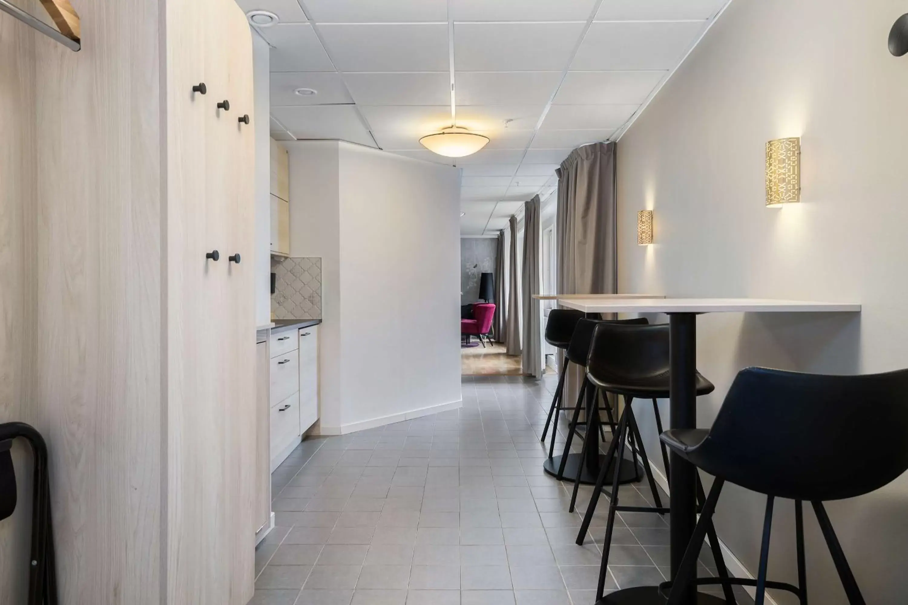 Kitchen or kitchenette, Dining Area in Best Western Hotel Svava