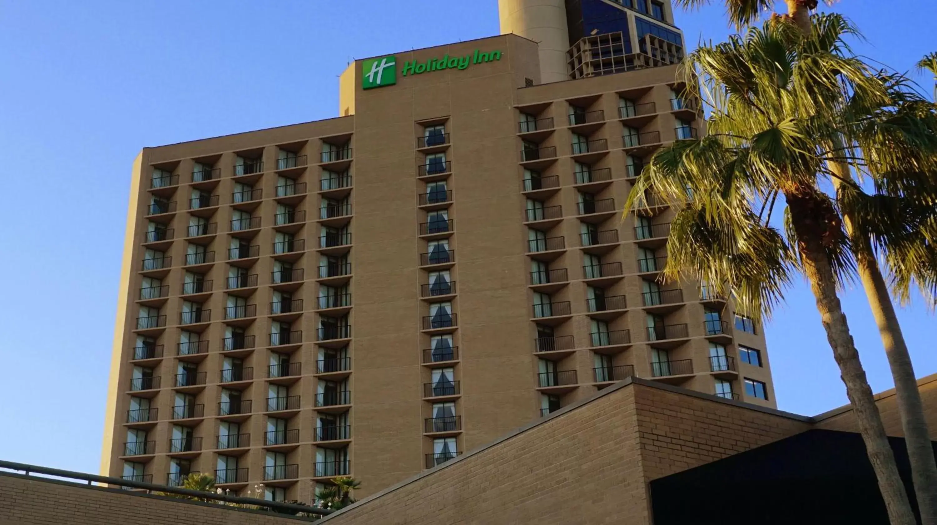 Property Building in Holiday Inn Corpus Christi Downtown Marina, an IHG Hotel