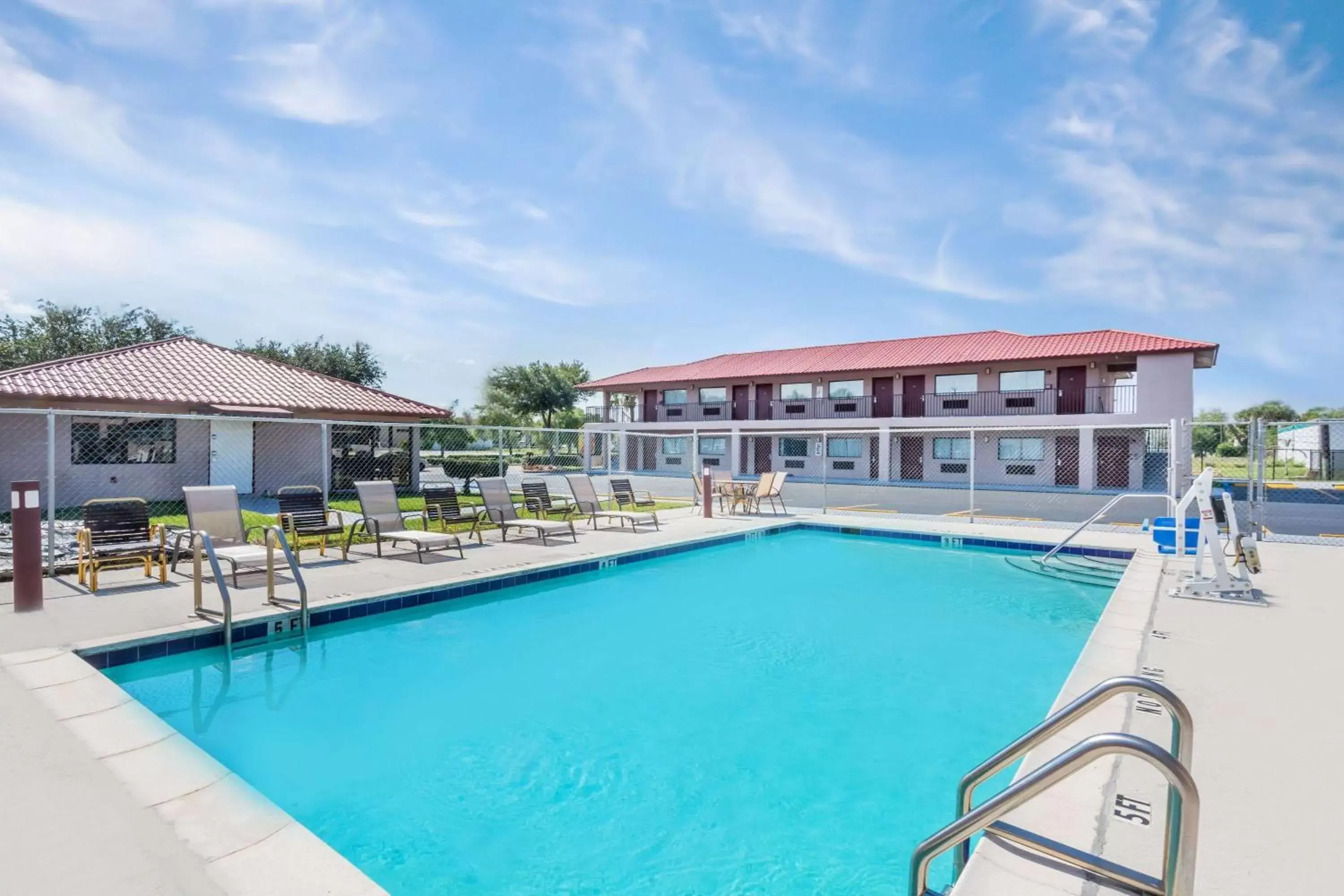 On site, Swimming Pool in Redfinn Inn