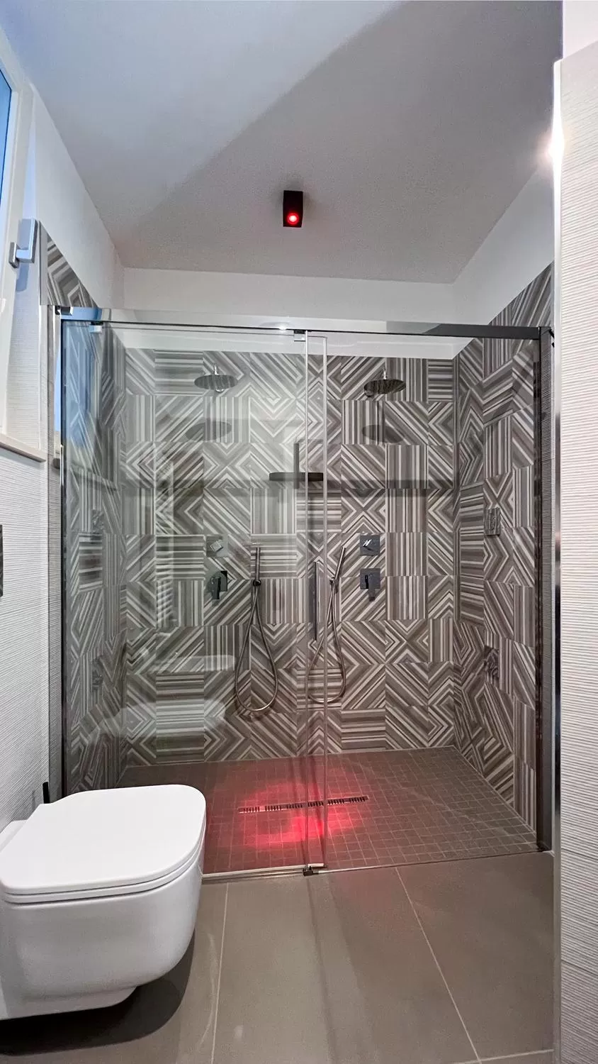 Shower, Bathroom in Blue Dream