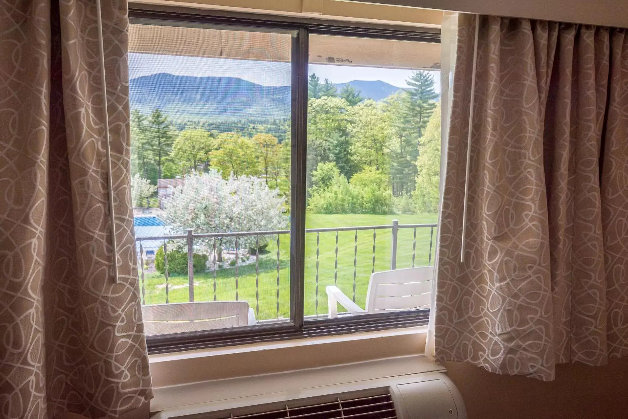 Mountain view in Fox Ridge Resort Mountain view in Fox Ridge Resort