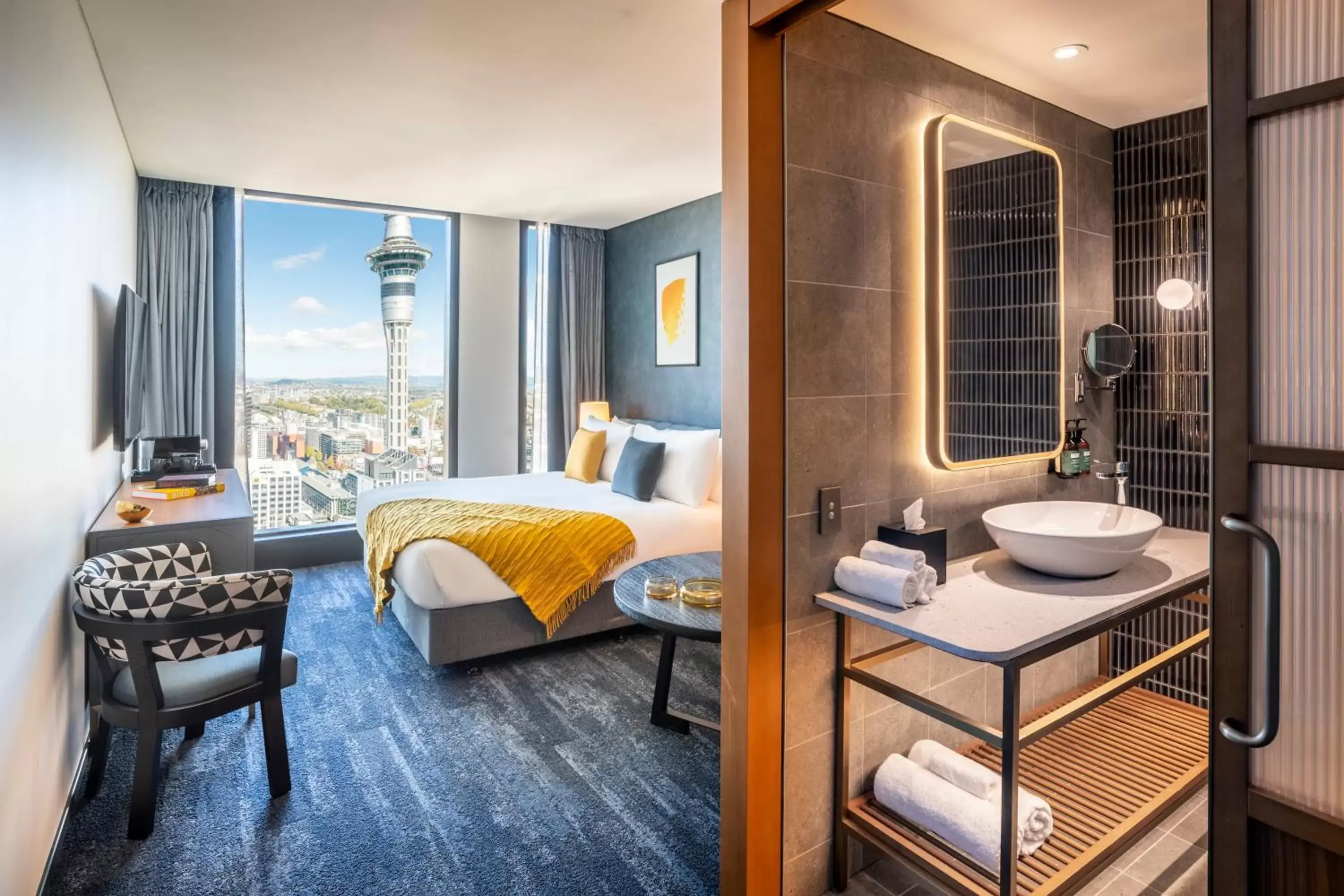 Bedroom, Bathroom in voco Auckland City Centre, an IHG Hotel