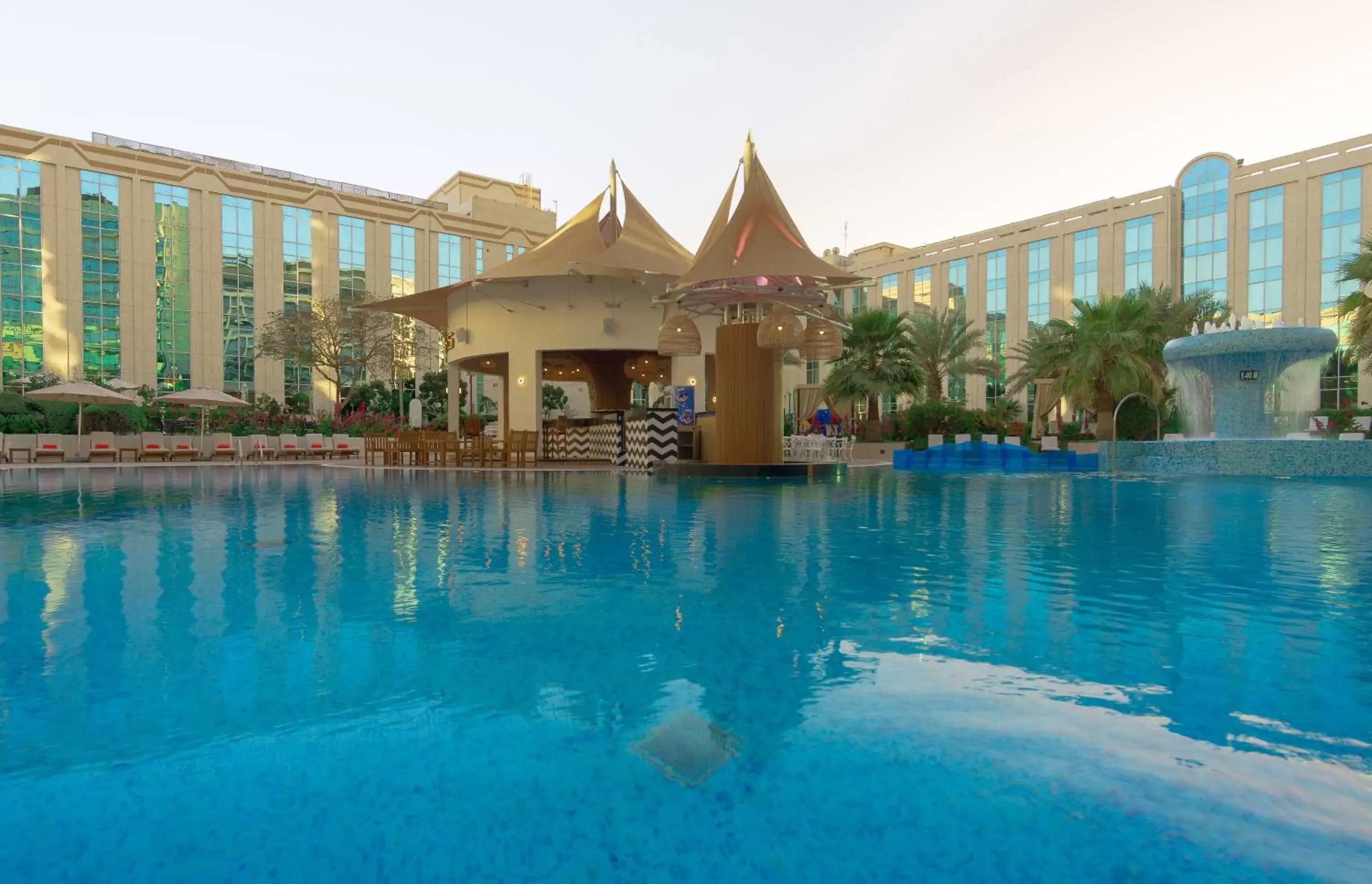 Swimming pool, Property Building in Millennium Airport Hotel Dubai