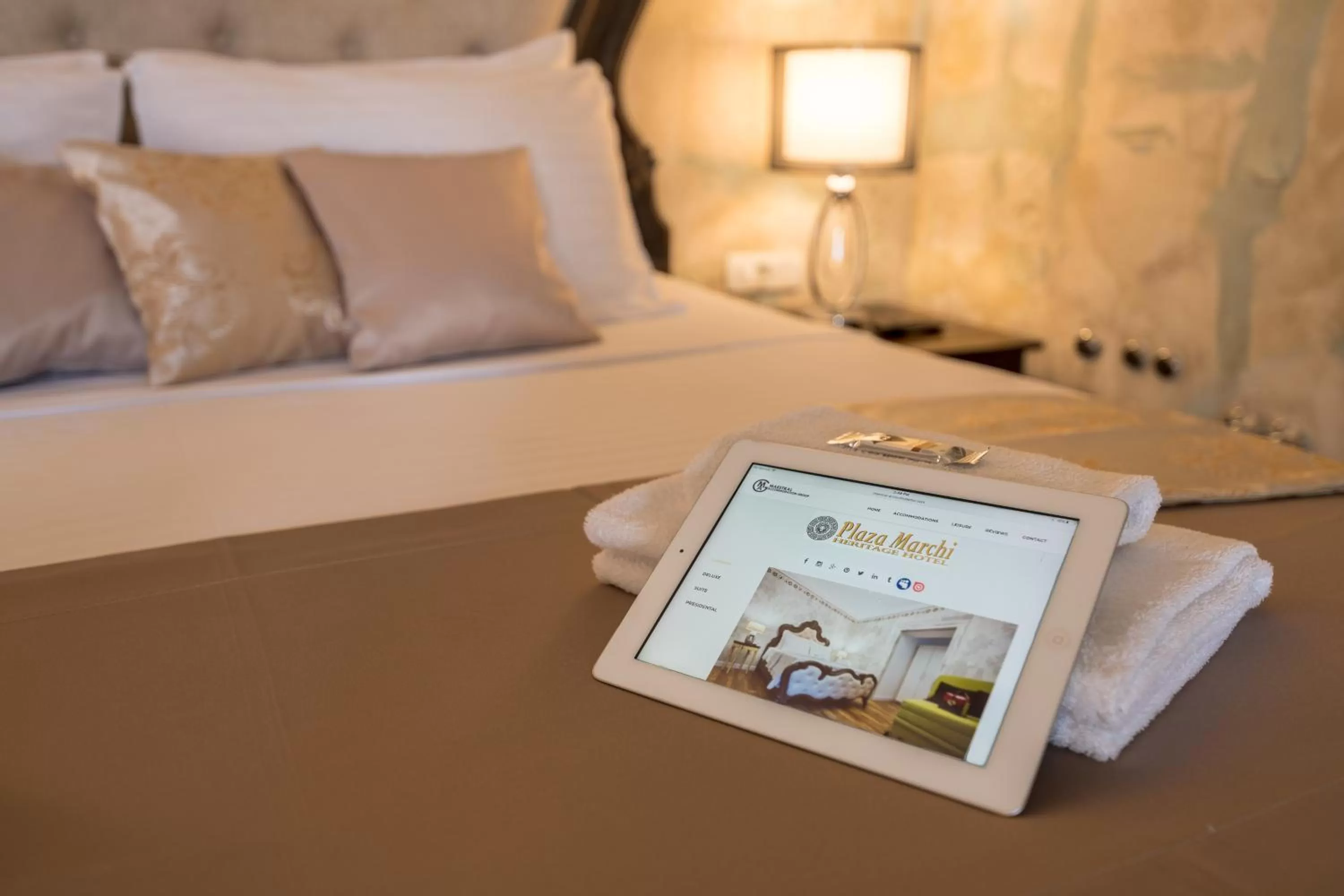 Bed in Plaza Marchi Old Town - MAG Quaint & Elegant Boutique Hotels