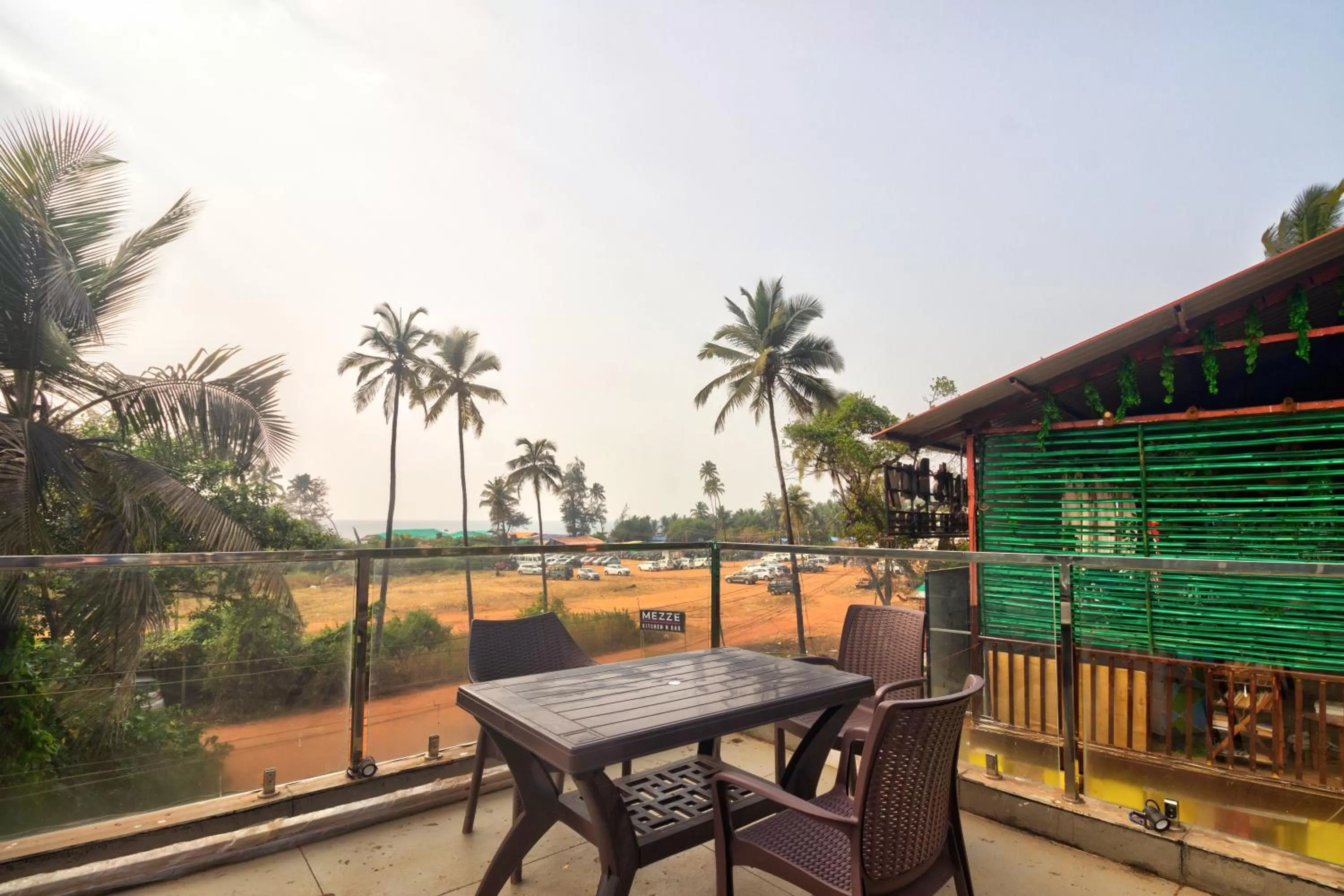 Restaurant/places to eat in Oceano Beach Resort