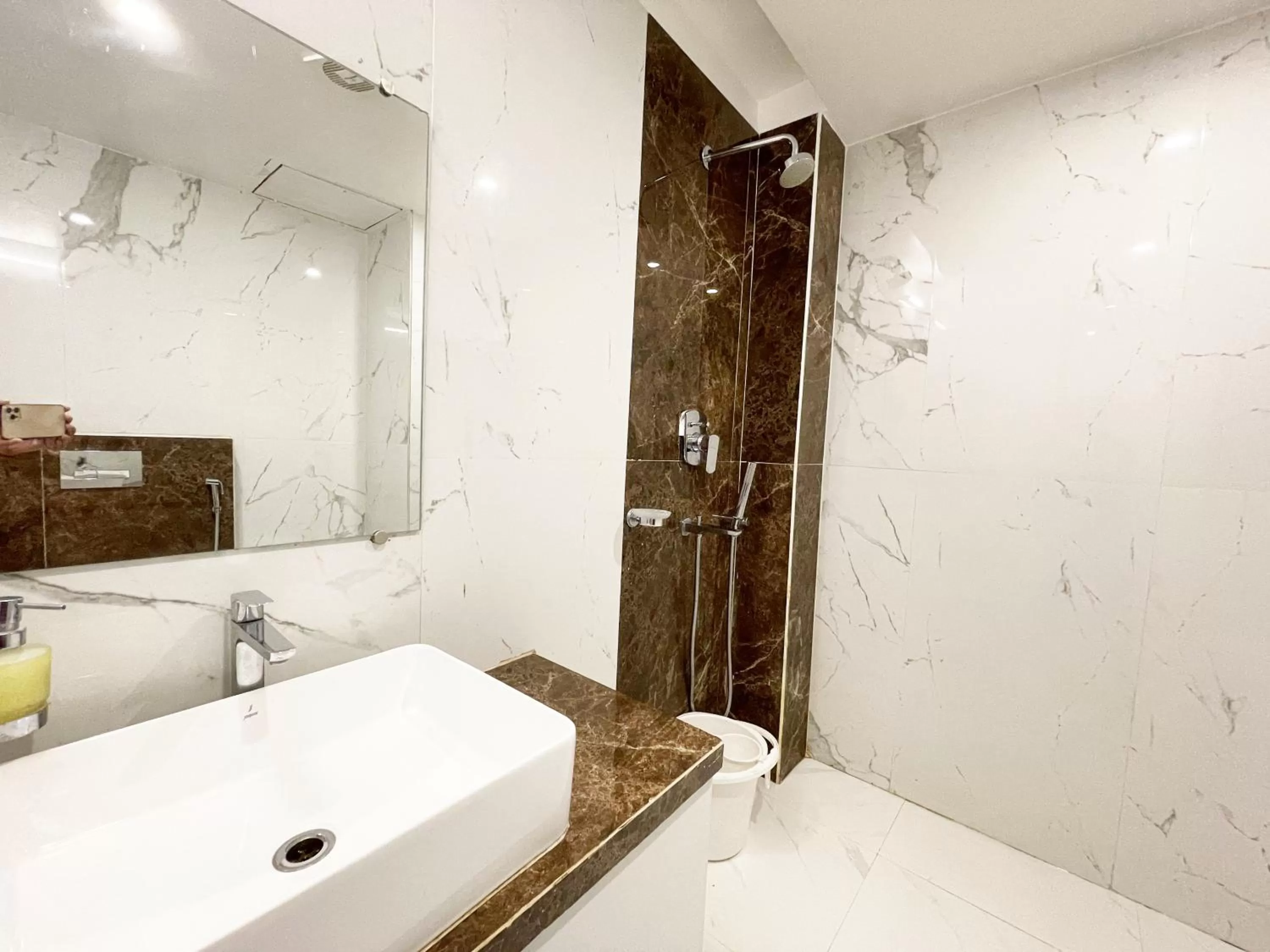 Bathroom in Hotel TBS sea view ! Puri