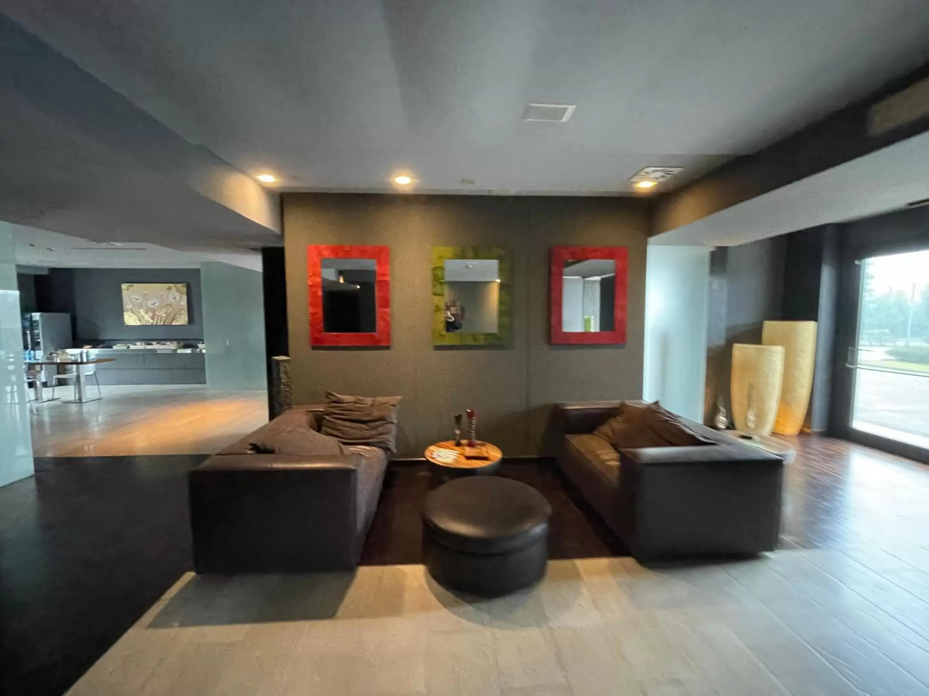 Communal lounge/ TV room, Seating Area in Bes Hotel Cremona Soncino