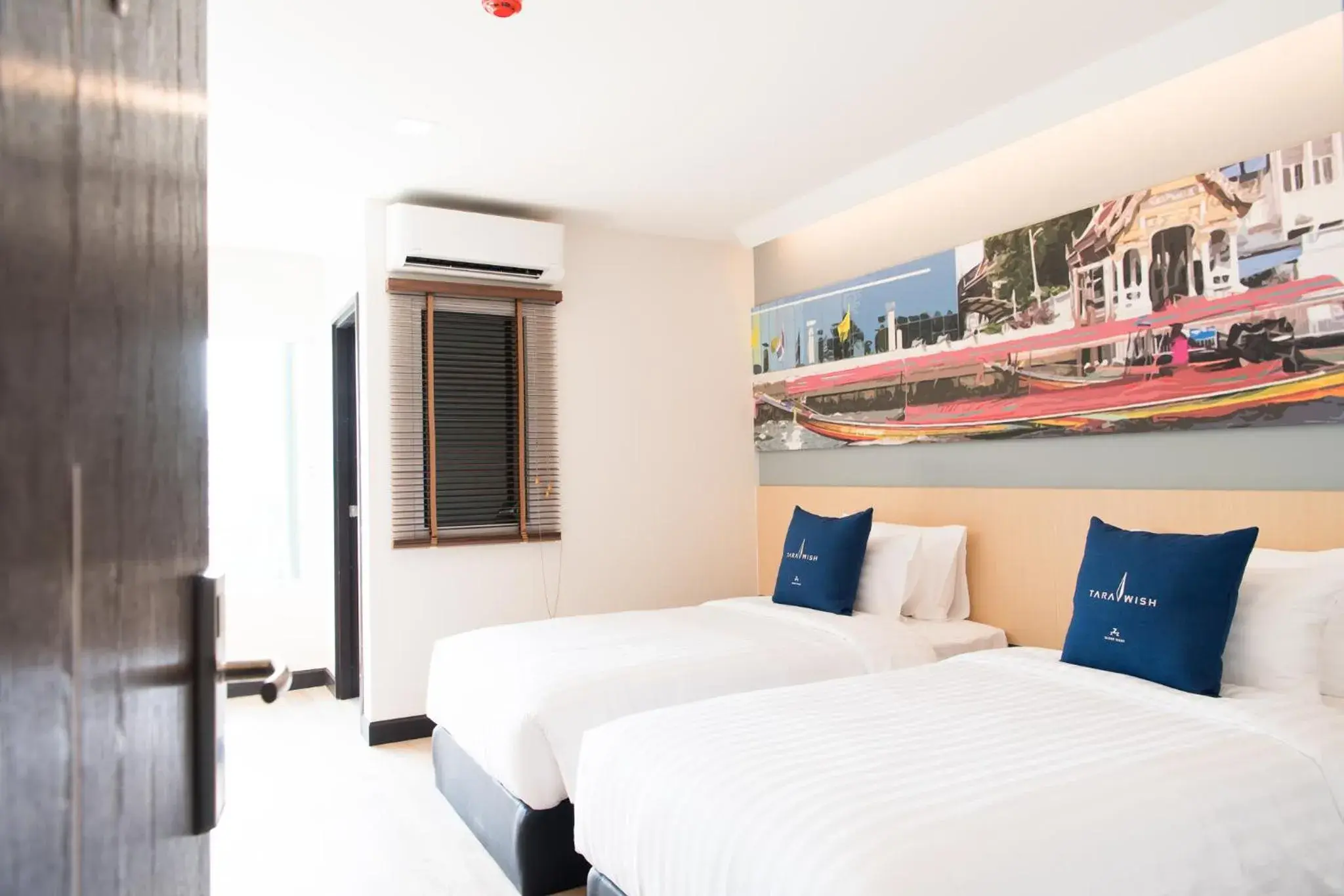 Bedroom, Bed in Tarawish Hotel