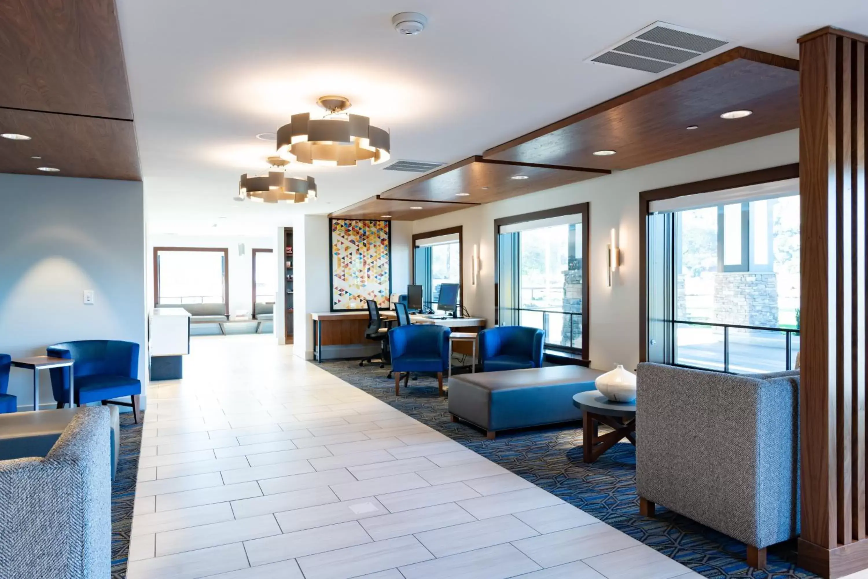 Property building, Lobby/Reception in Holiday Inn Express Mill Valley - Sausalito Area, an IHG Hotel