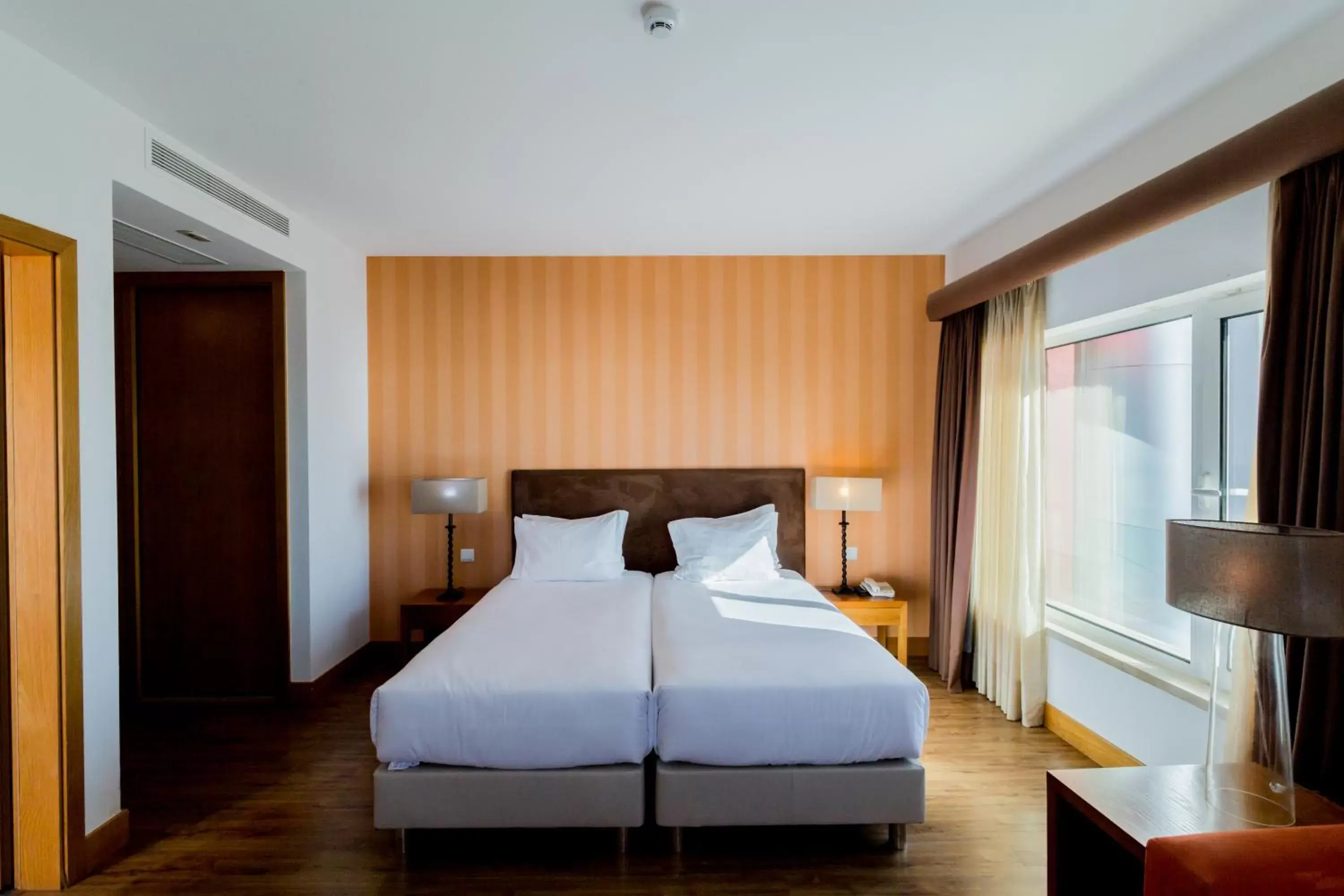 Bedroom, Bed in Hotel Quarteirasol