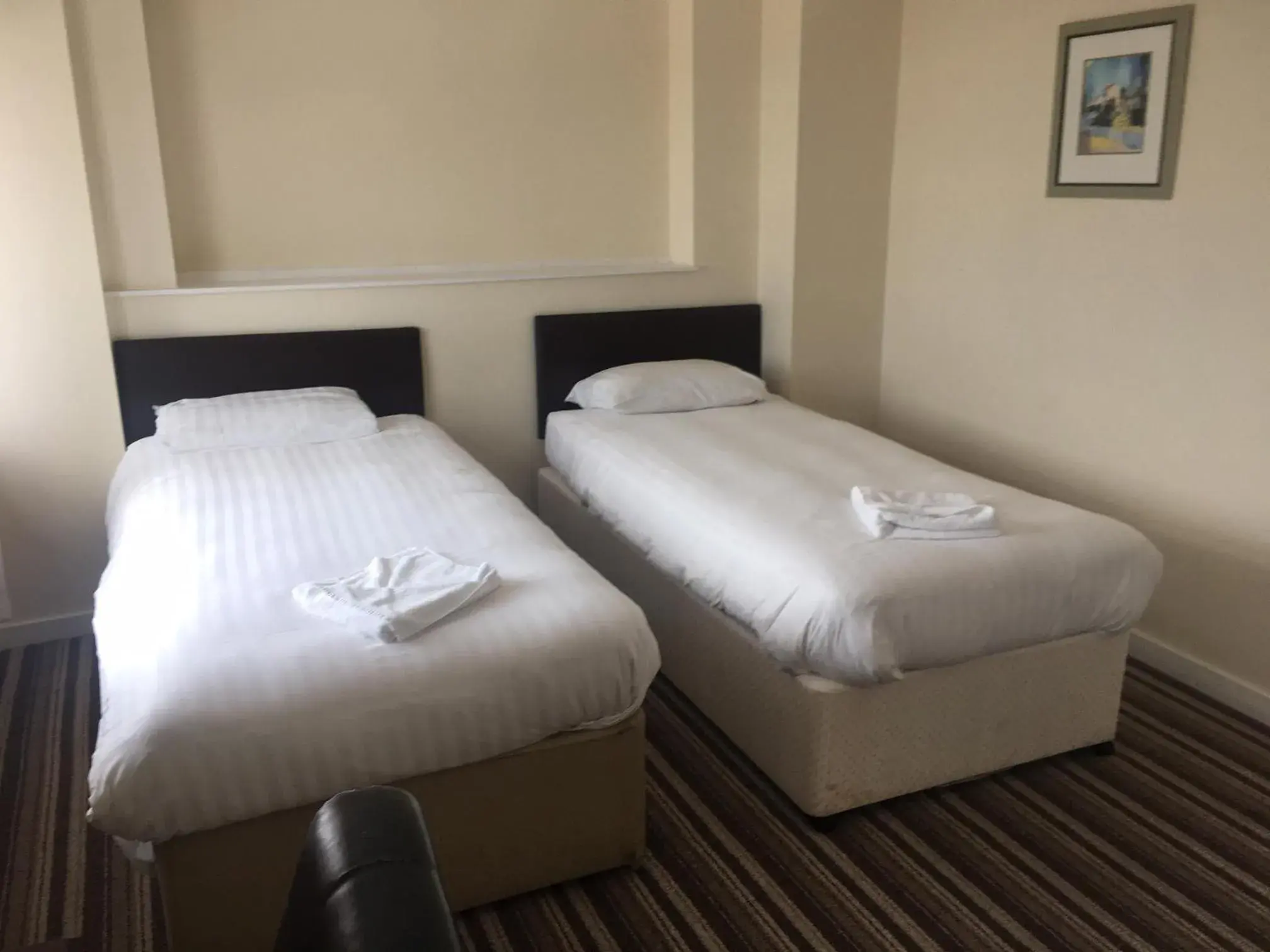 Standard Twin Room in Sunny Days Hotel Standard Twin Room in Sunny Days Hotel