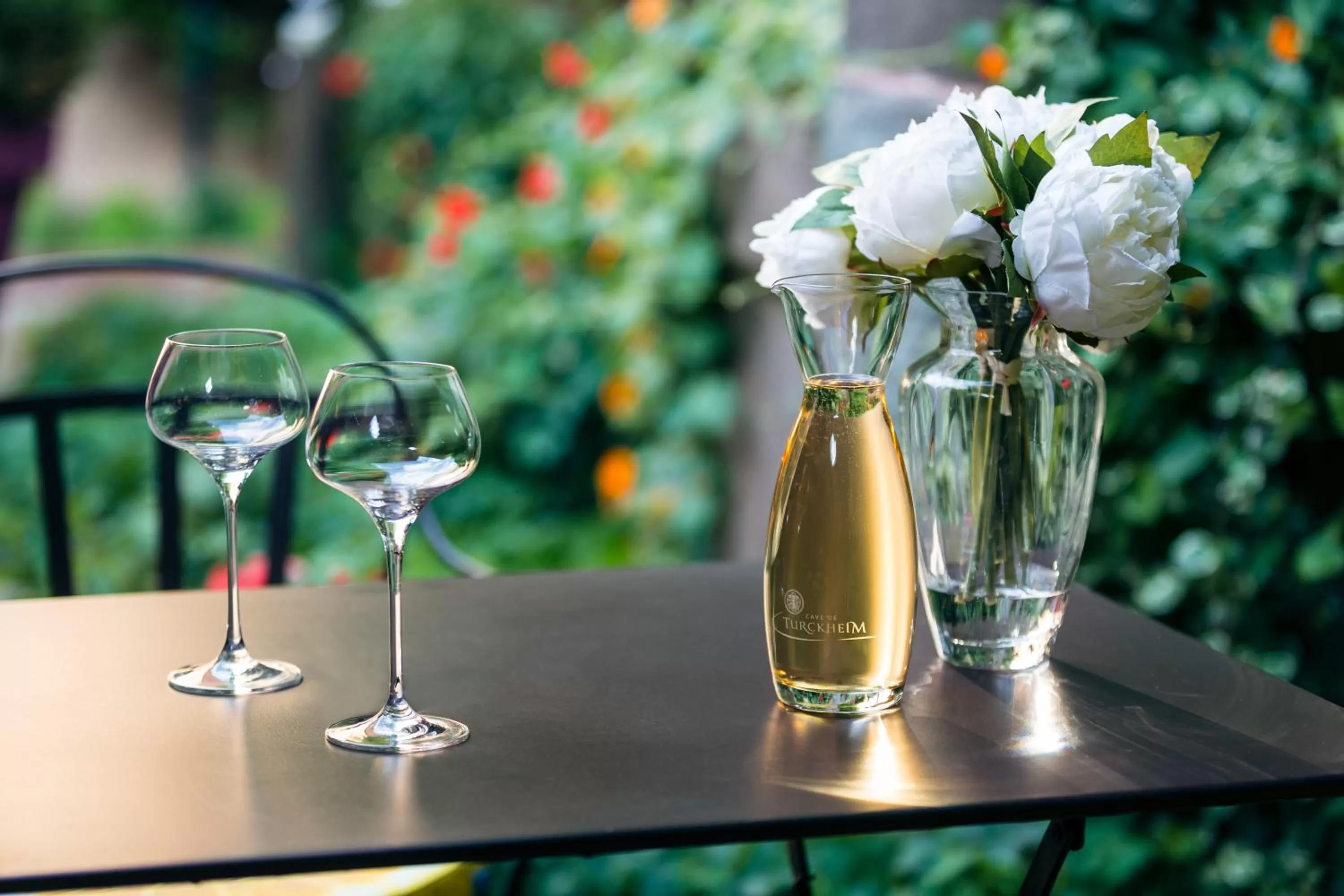 Garden in Hôtel des Deux Clefs